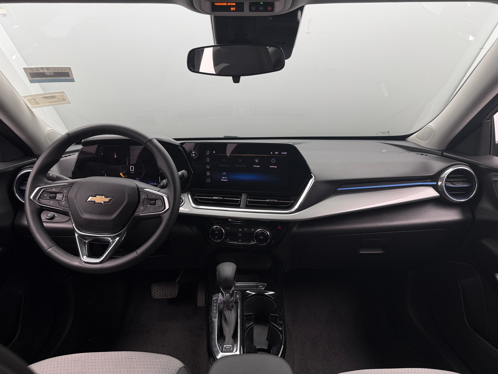 Thumbnail: 2025 Chevrolet Trax - 3