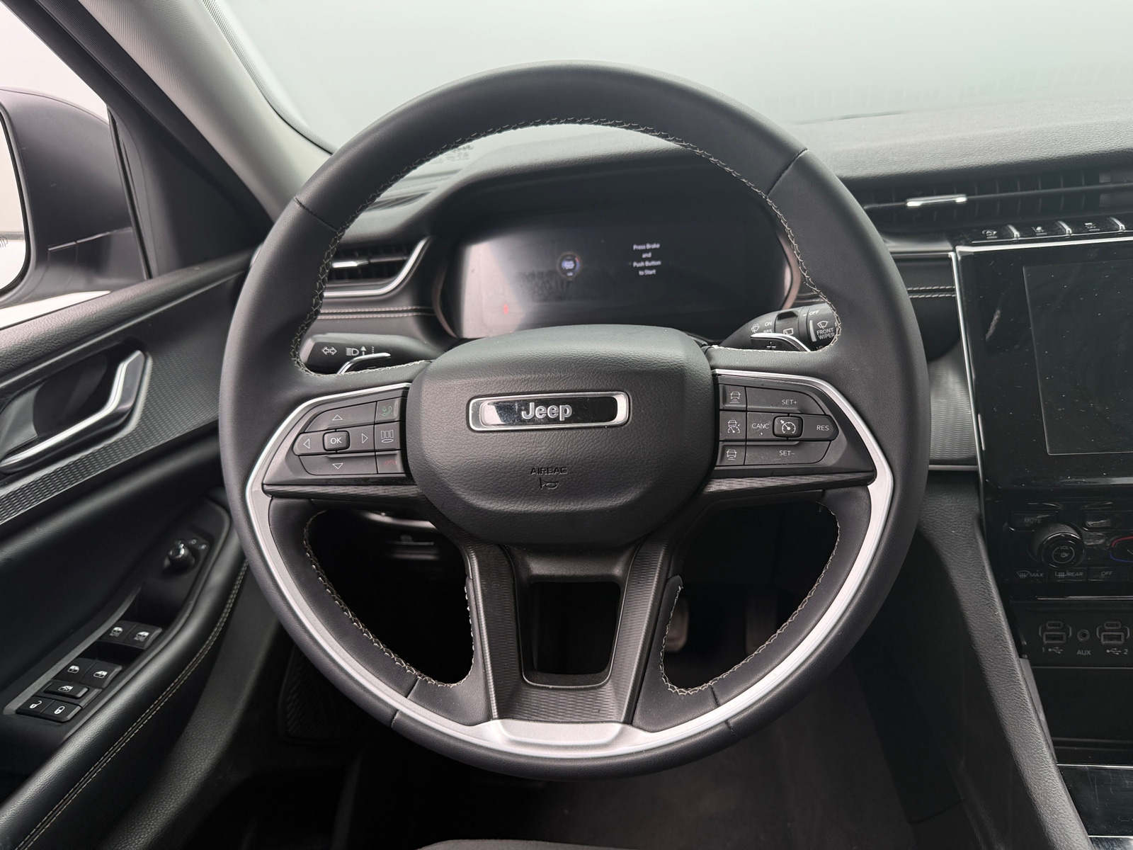 Thumbnail: 2023 Jeep Grand Cherokee L - 5