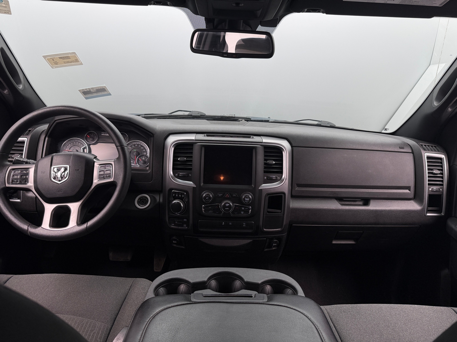 Thumbnail: 2021 RAM 1500 Classic - 3