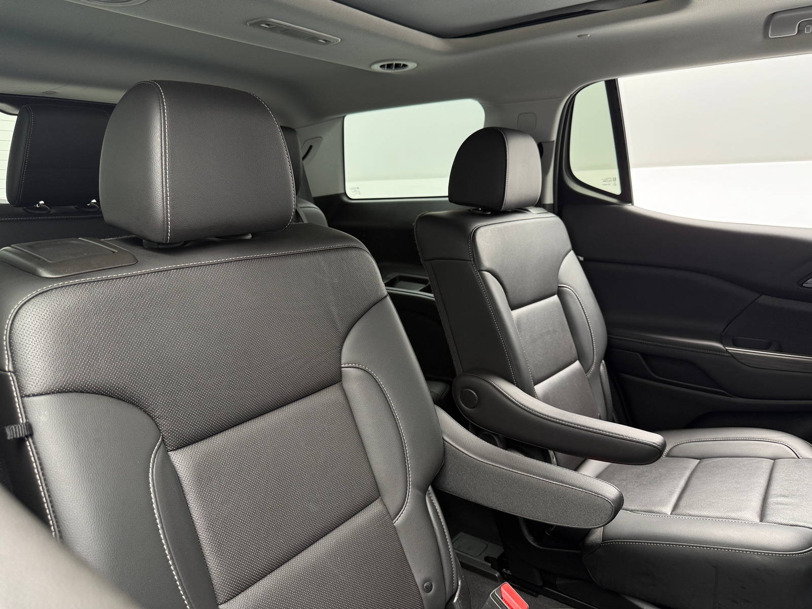 Thumbnail: 2022 GMC Acadia - 5