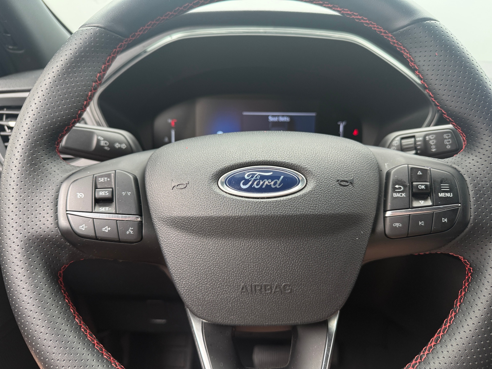 Thumbnail: 2025 Ford Escape - 4
