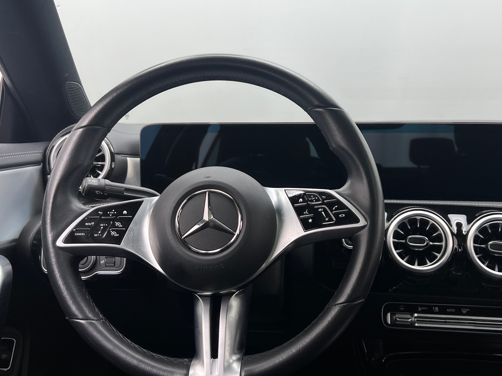 Thumbnail: 2025 Mercedes-Benz CLA - 4