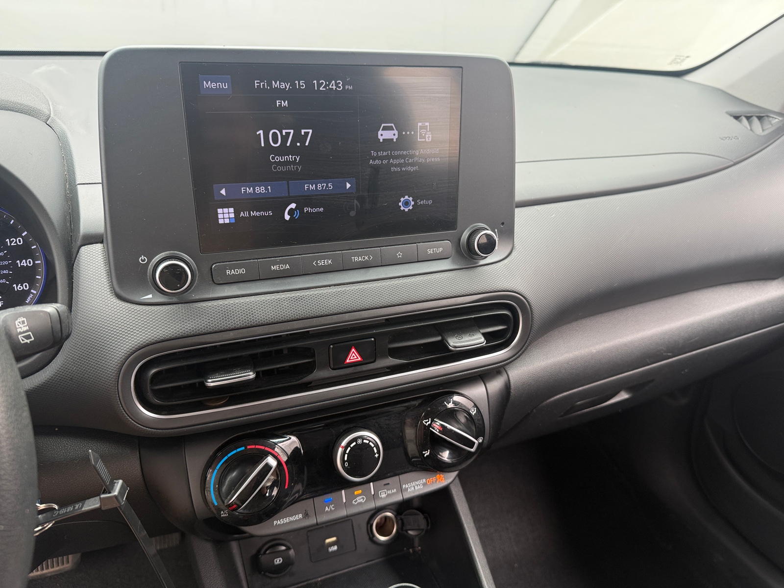 Thumbnail: 2022 Hyundai Kona - 4