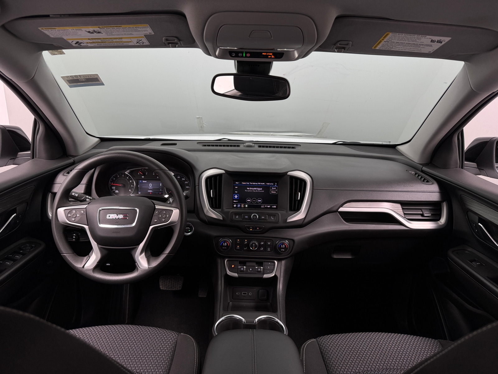 Thumbnail: 2023 GMC Terrain - 3
