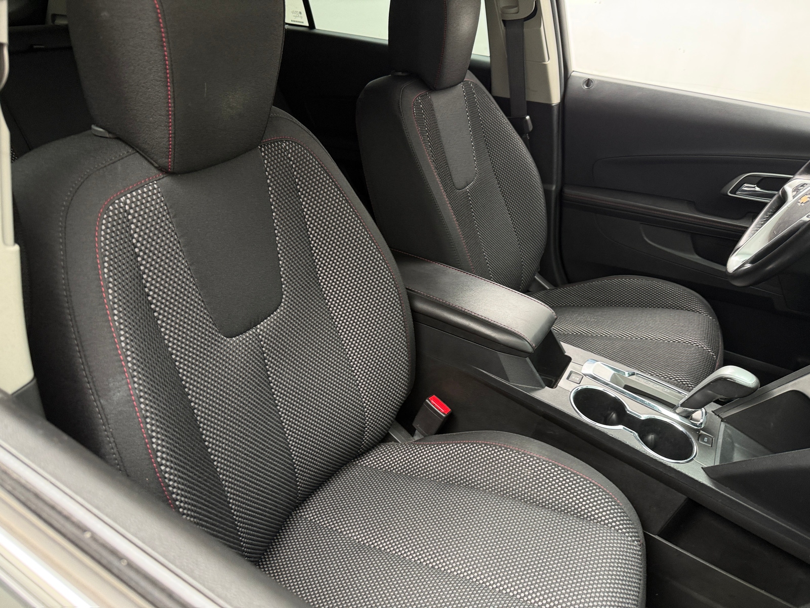 Thumbnail: 2015 Chevrolet Equinox - 2