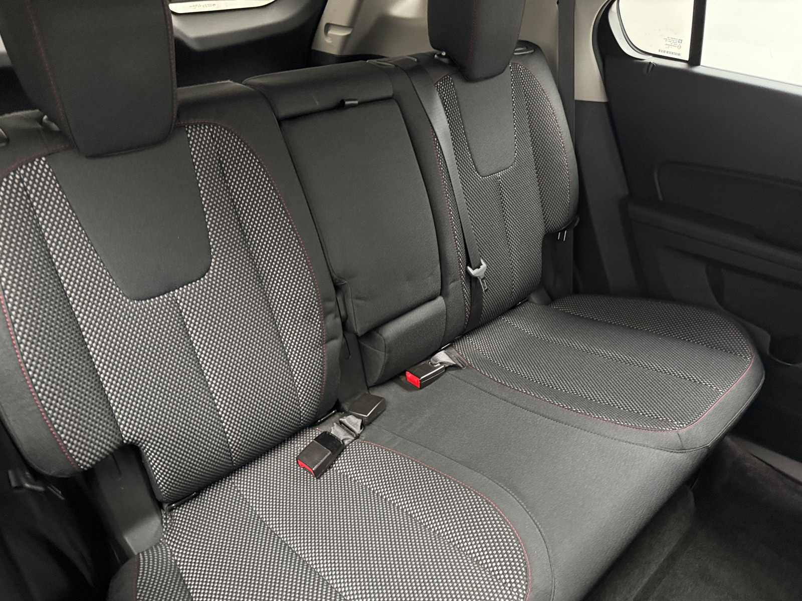 Thumbnail: 2015 Chevrolet Equinox - 6