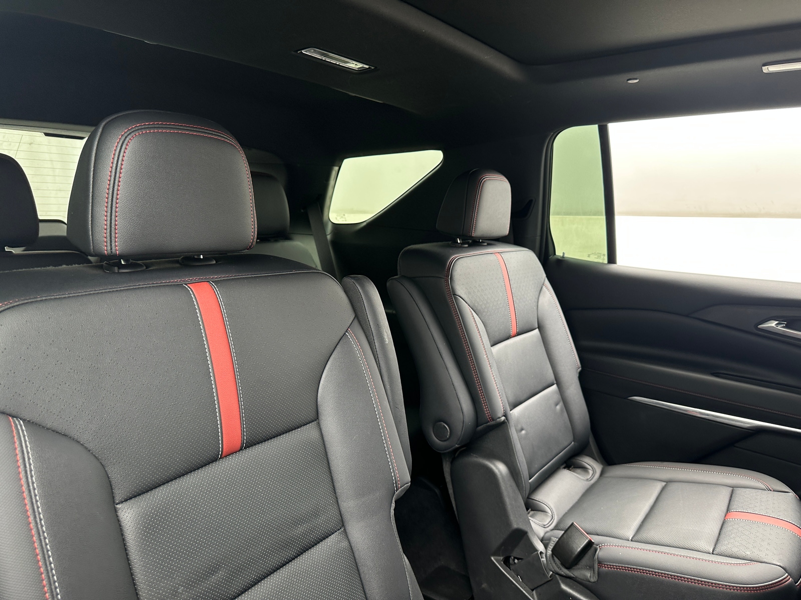 Thumbnail: 2025 Chevrolet Traverse - 5