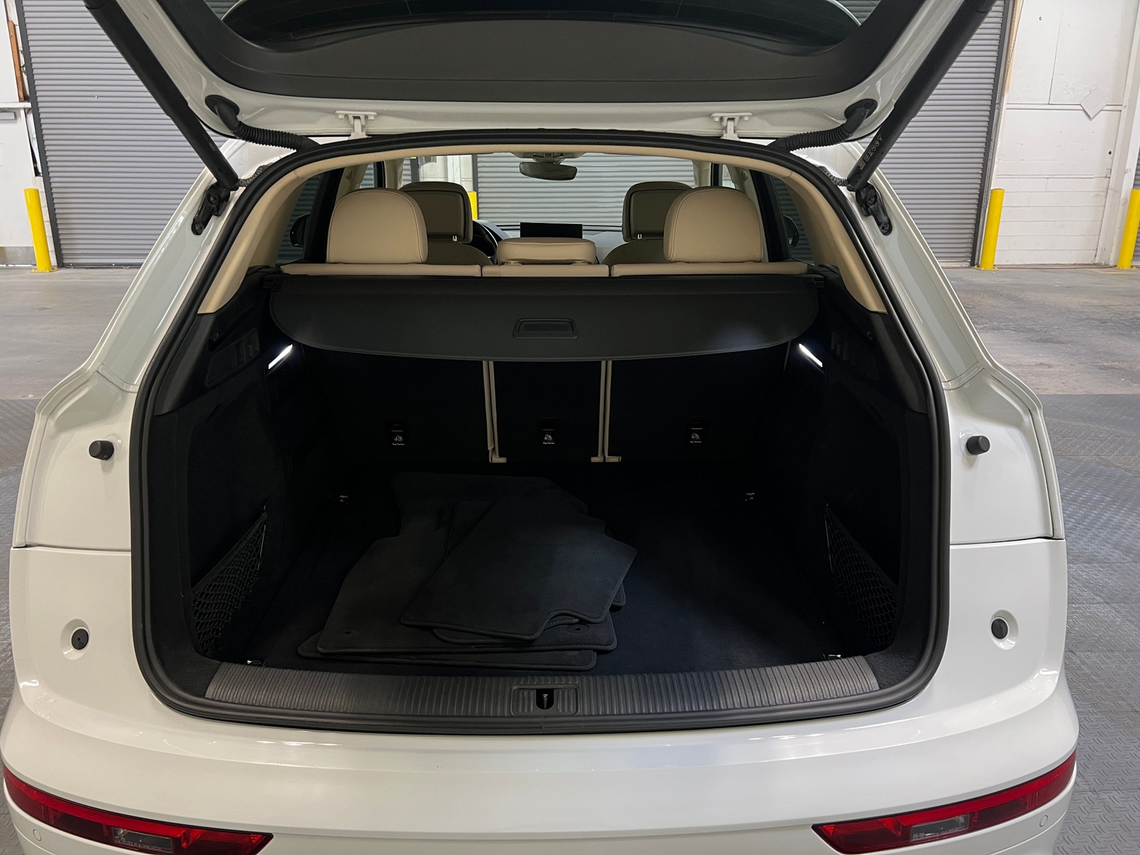 Thumbnail: 2021 Audi Q5 - 6