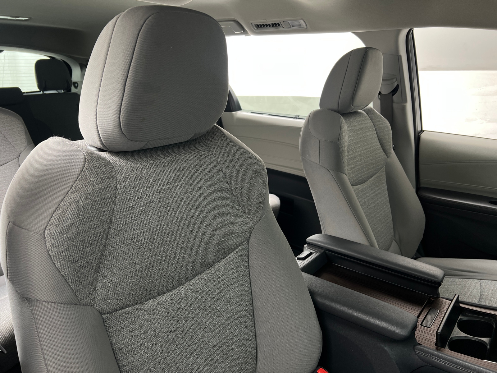 Thumbnail: 2021 Toyota Sienna - 2