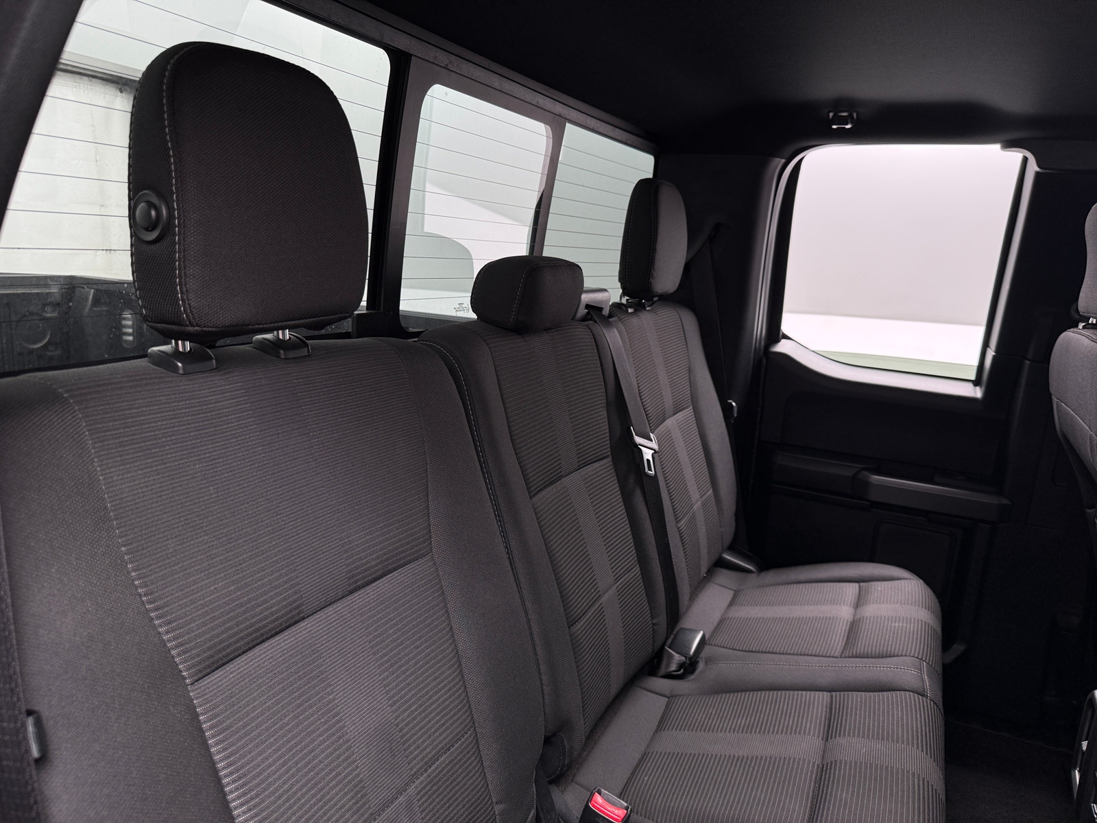 Thumbnail: 2015 Ford Econoline - 6