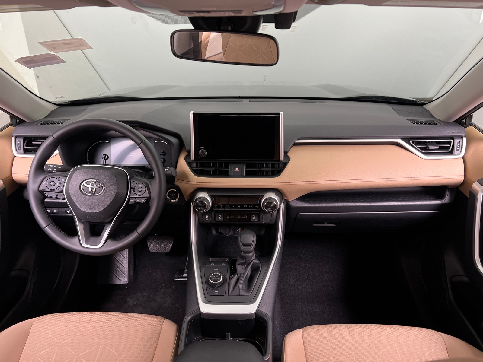 Thumbnail: 2025 Toyota RAV4 - 3