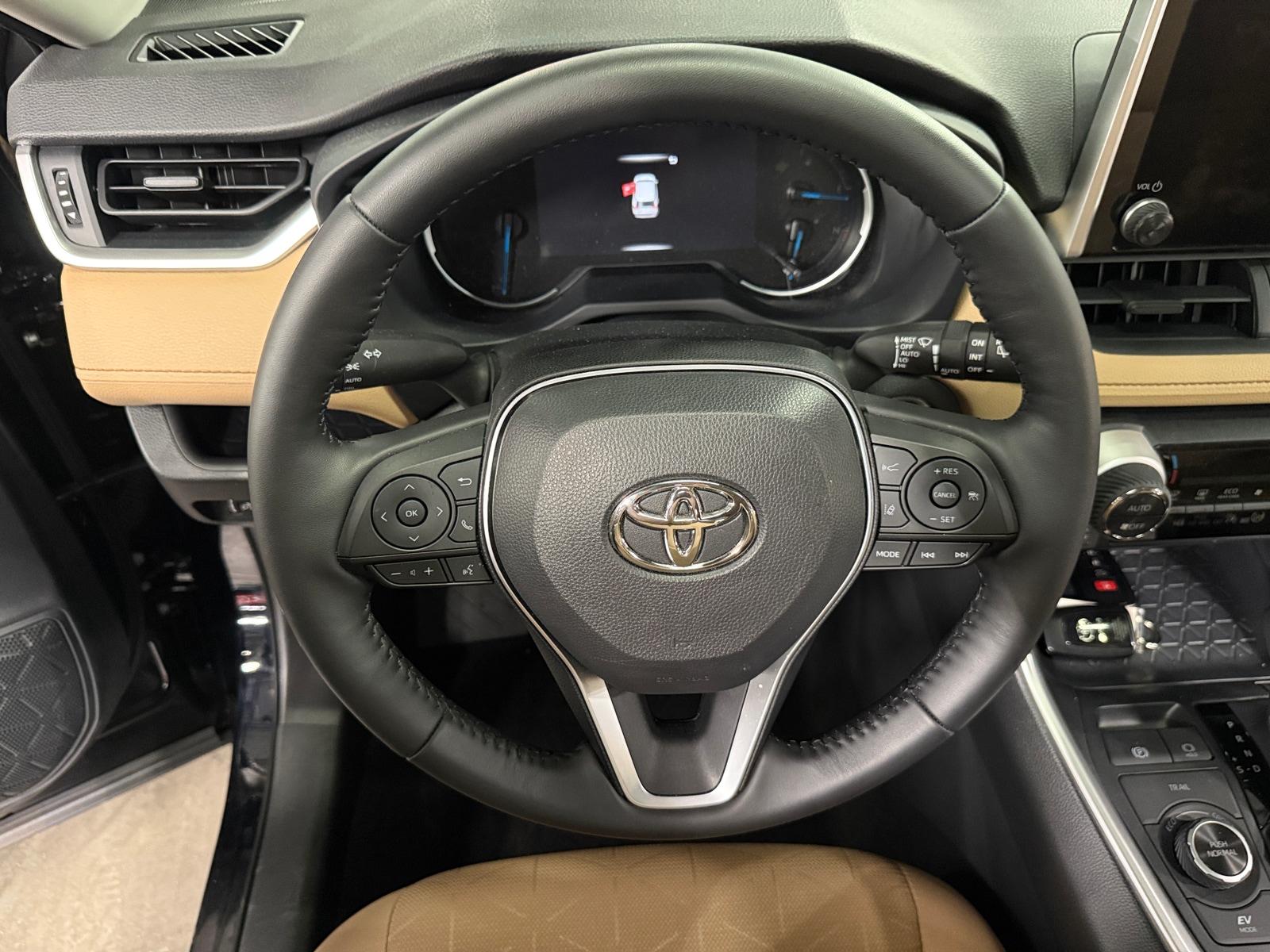 Thumbnail: 2025 Toyota RAV4 - 5
