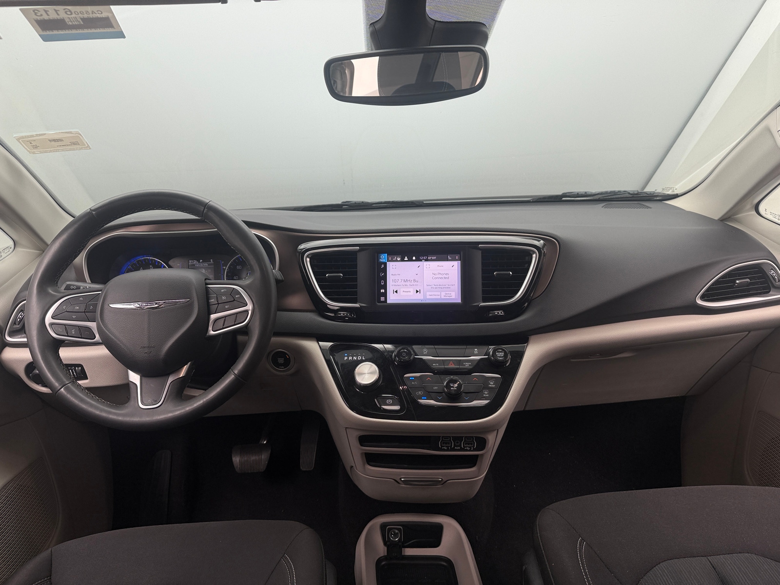 Thumbnail: 2023 Chrysler Voyager - 3