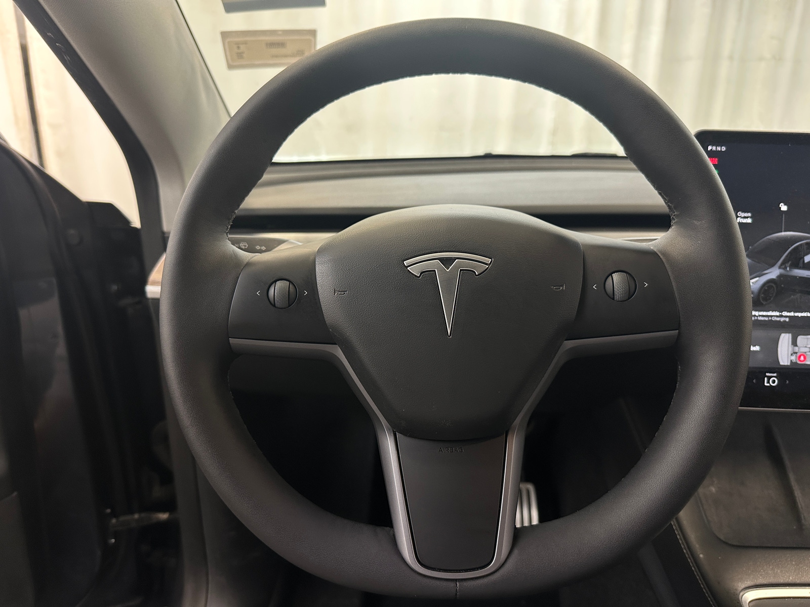 Thumbnail: 2022 Tesla Model Y - 4