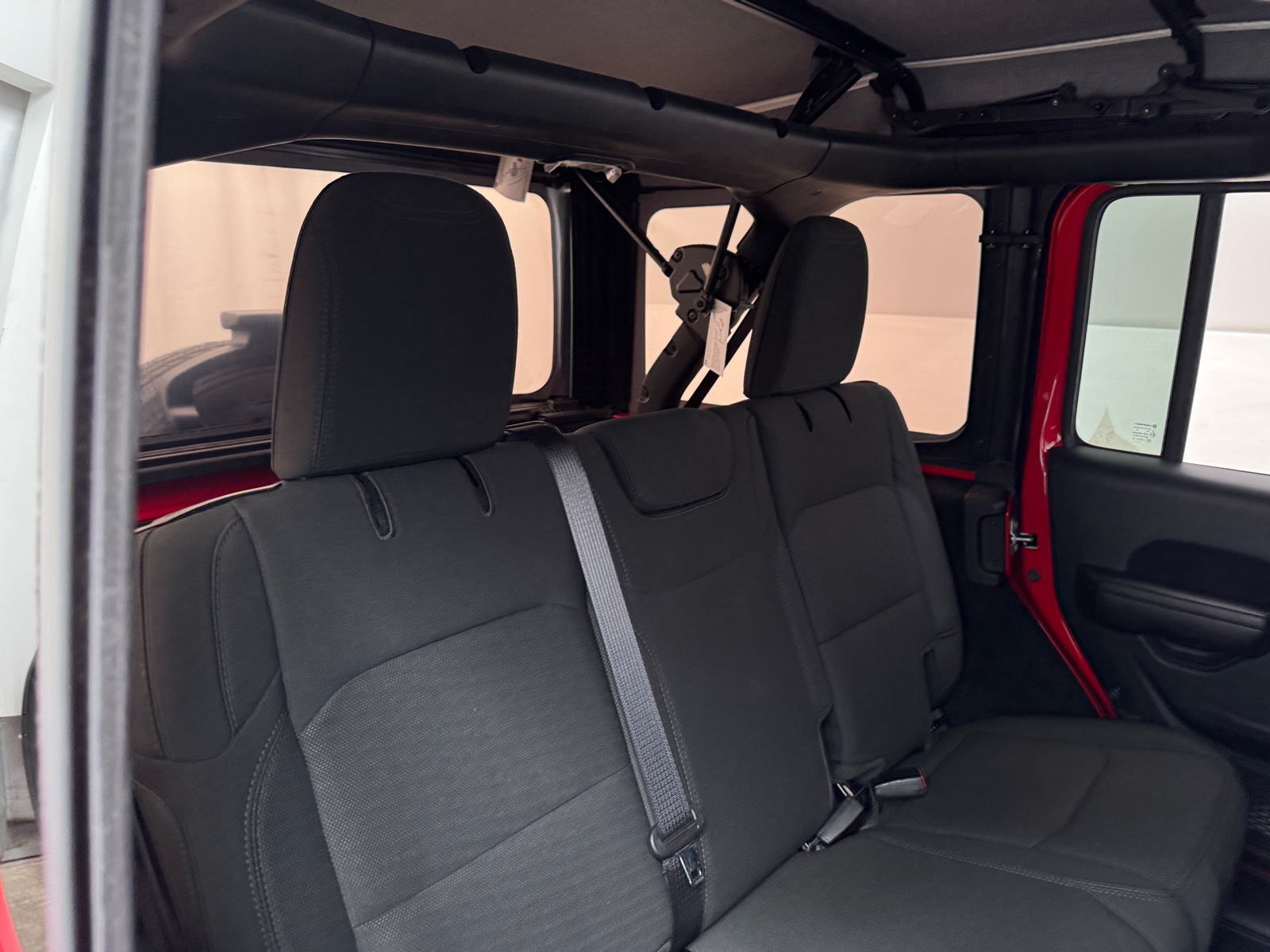 Thumbnail: 2021 Jeep Wrangler - 6
