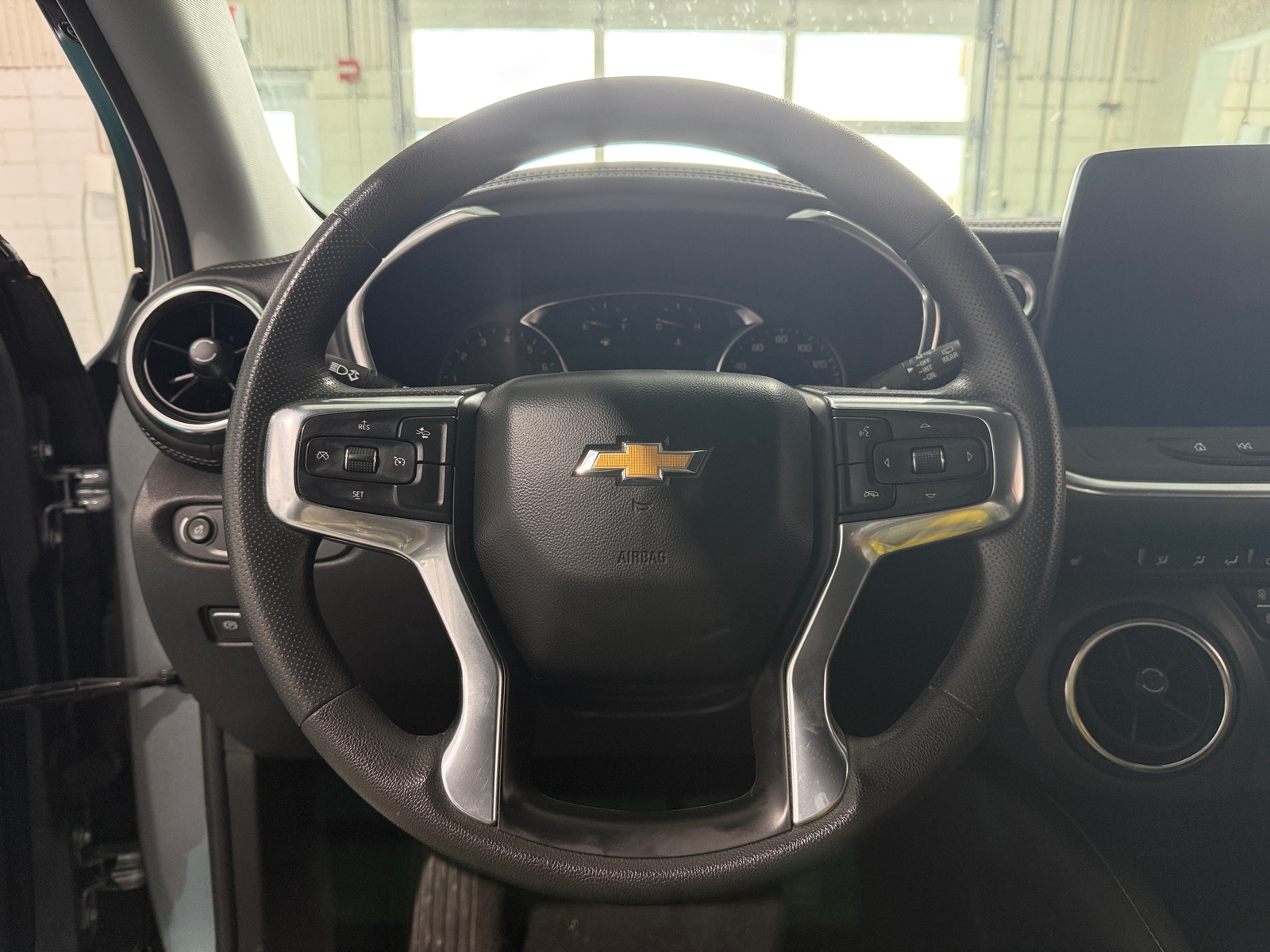 Thumbnail: 2025 Chevrolet Blazer - 5