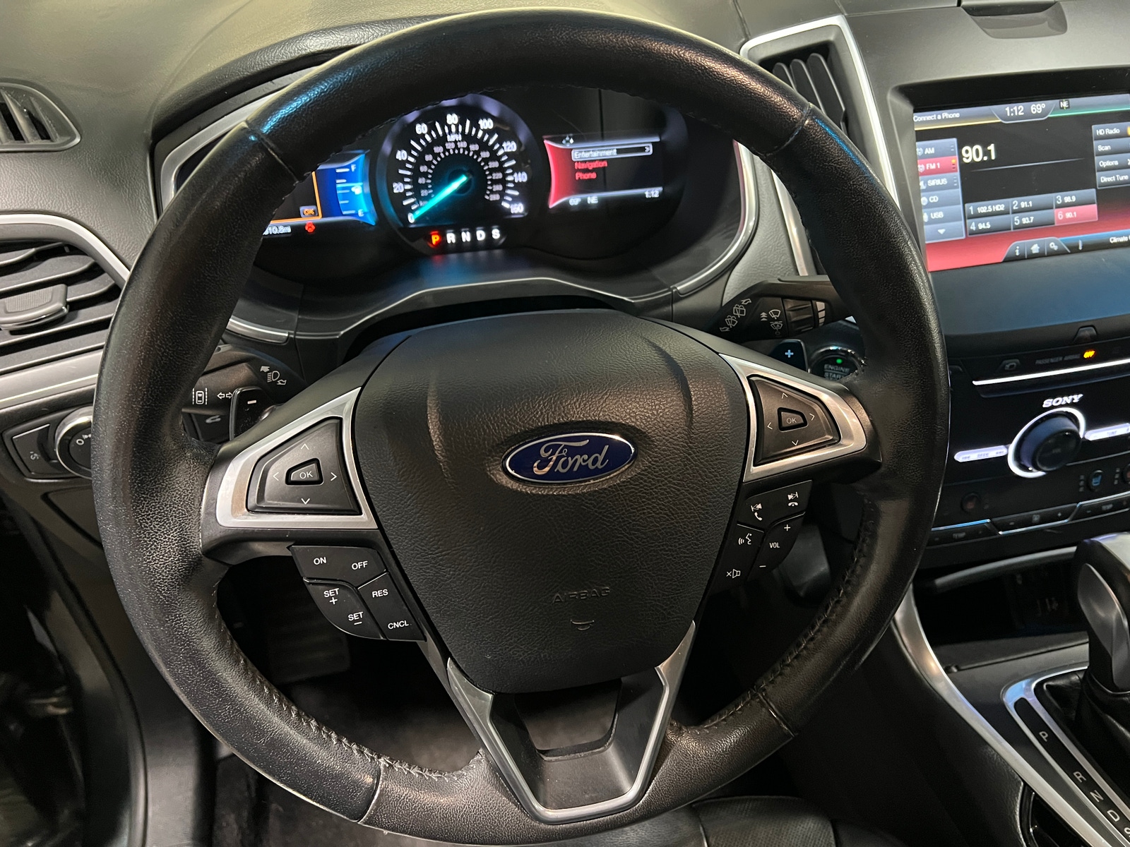 Thumbnail: 2015 Ford Edge - 4