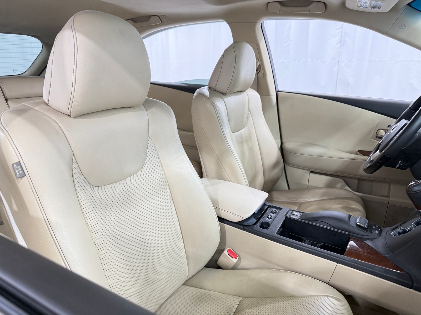Thumbnail: 2015 Lexus RX - 2