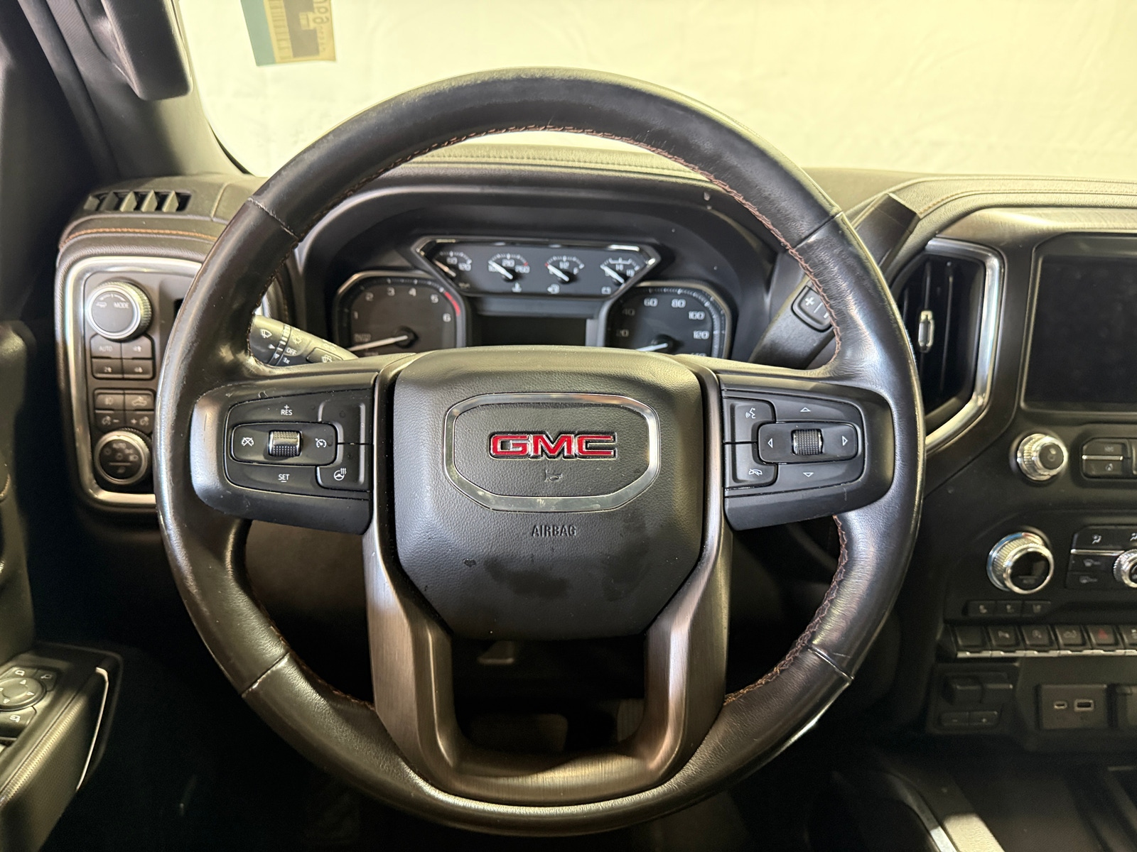 Thumbnail: 2020 GMC Sierra 1500 - 4