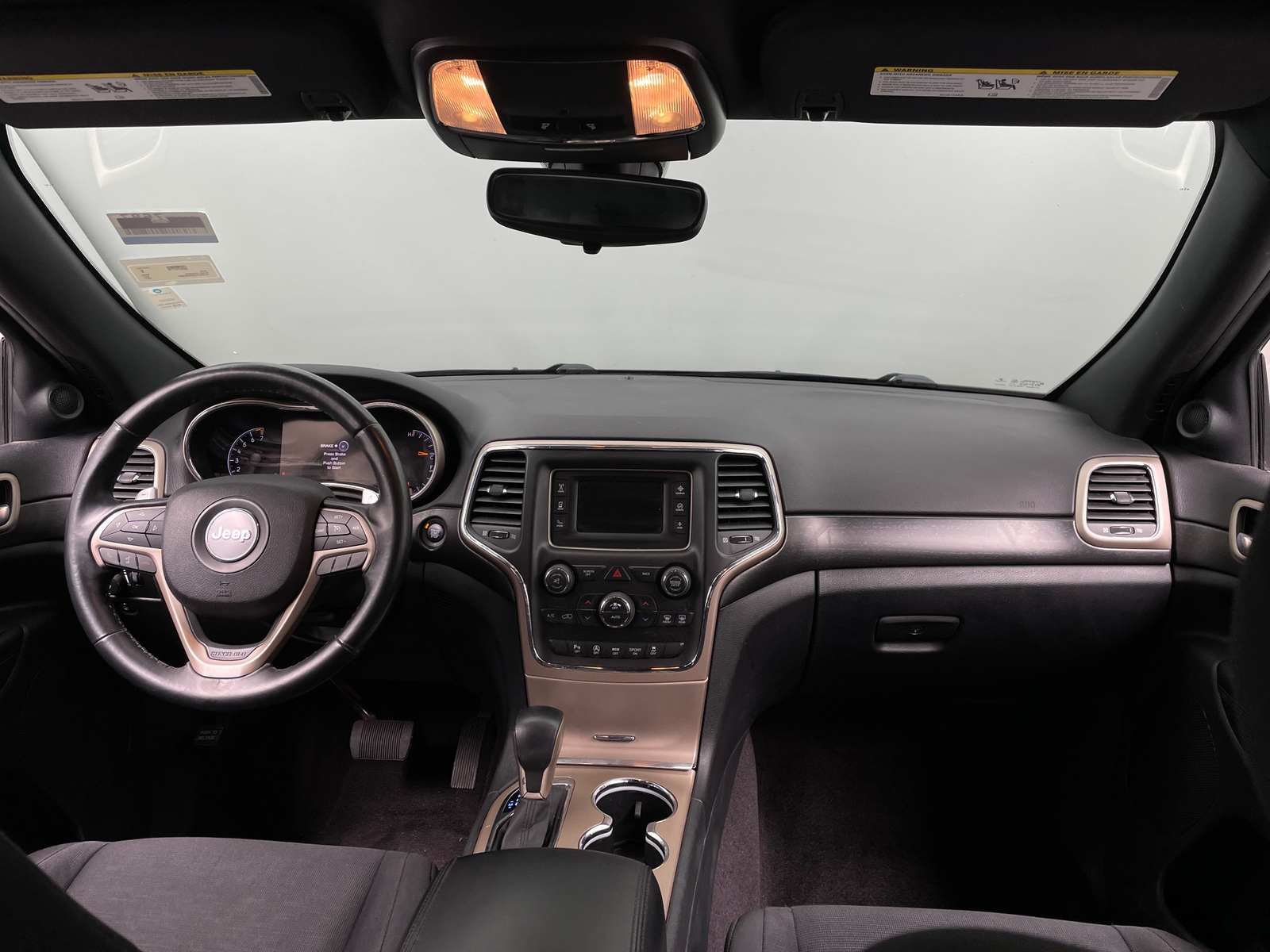 Thumbnail: 2017 Jeep Grand Cherokee - 3