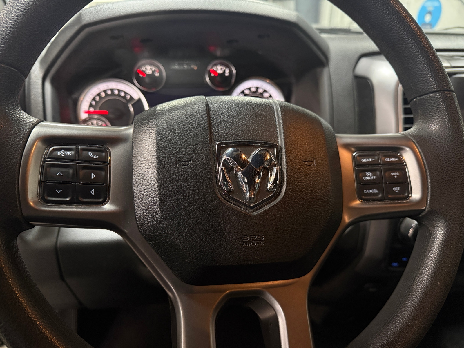Thumbnail: 2021 RAM 1500 Classic - 5