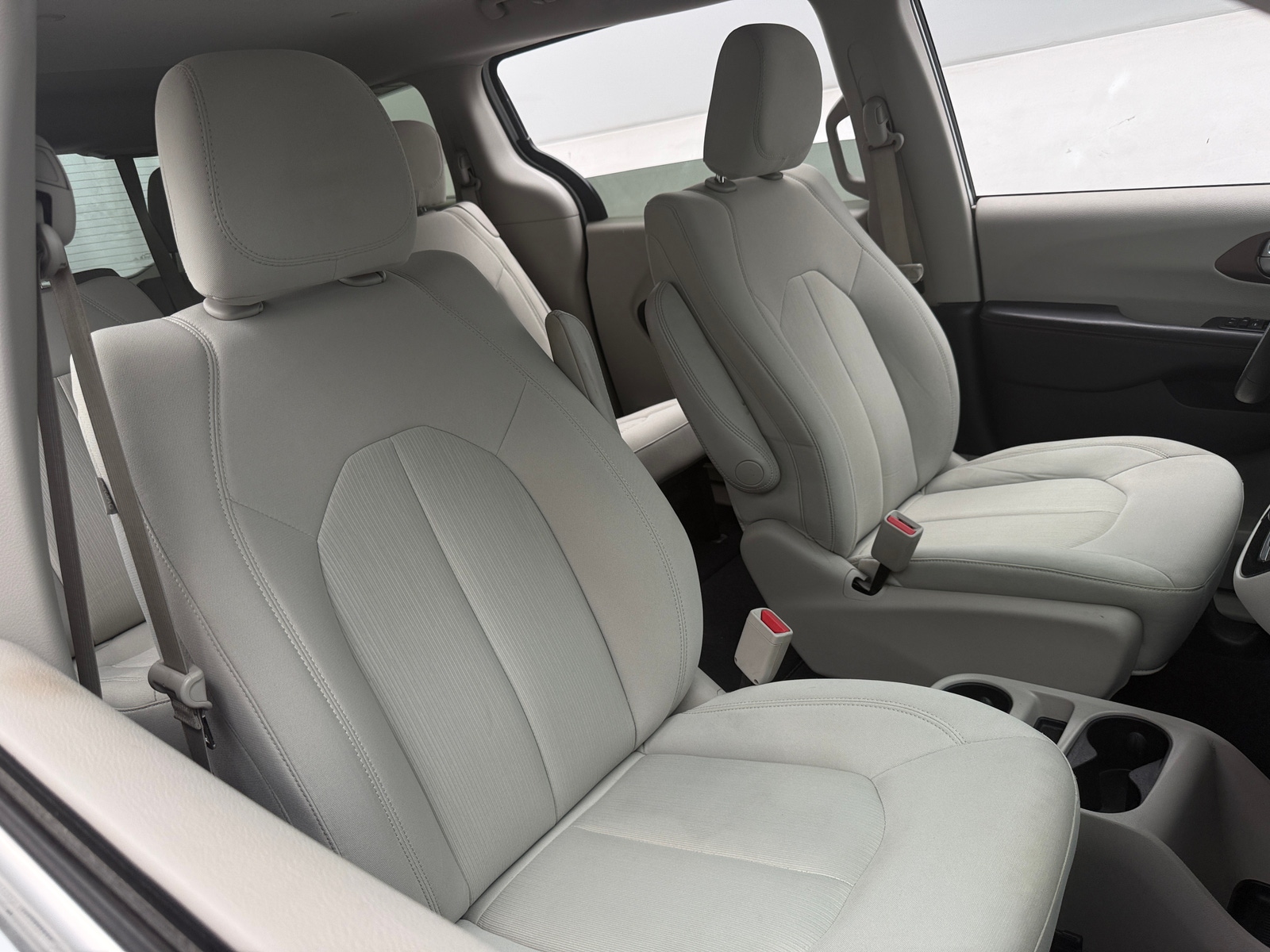 Thumbnail: 2017 Chrysler Pacifica - 2