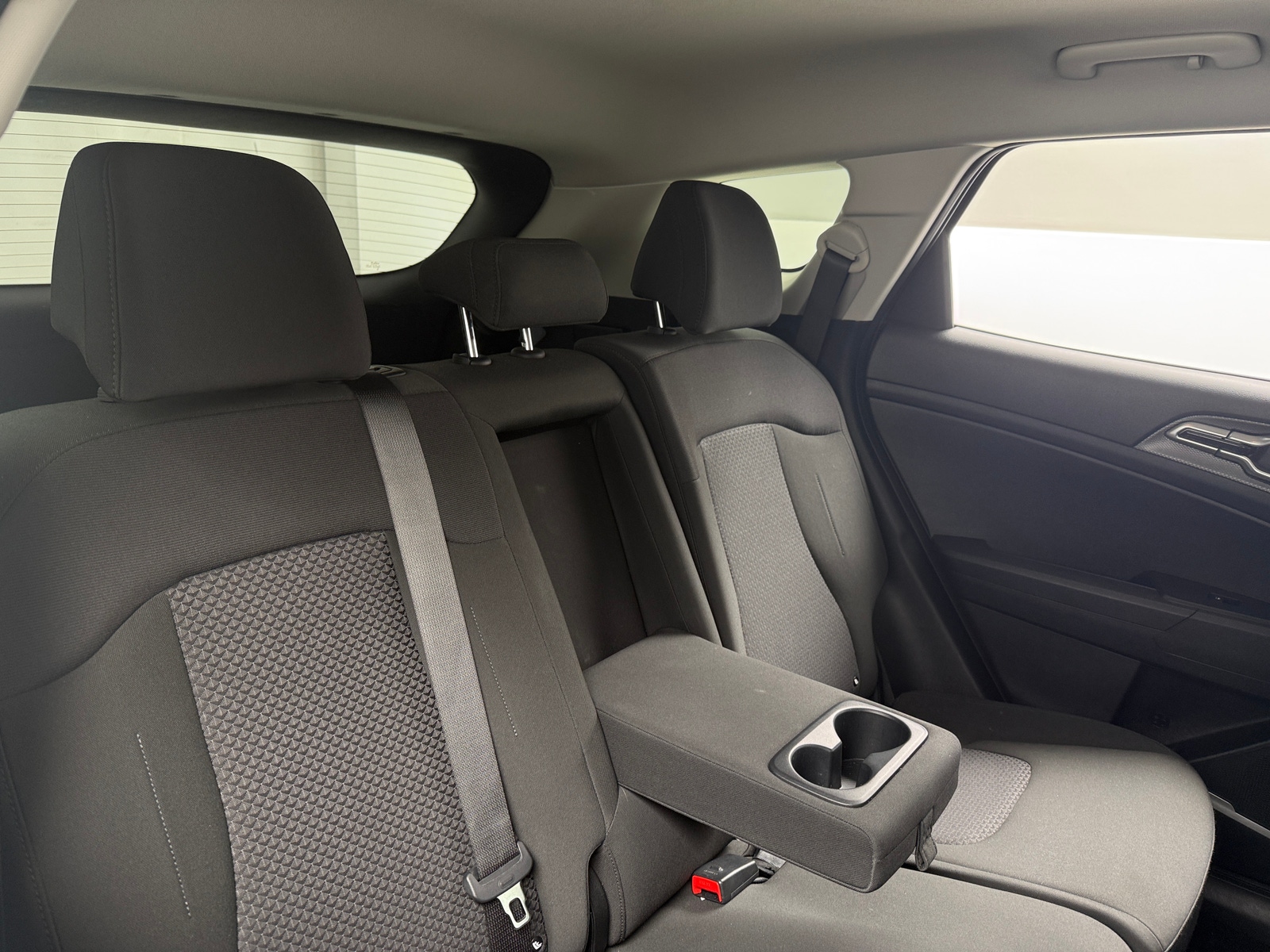 Thumbnail: 2025 Kia Sportage - 6