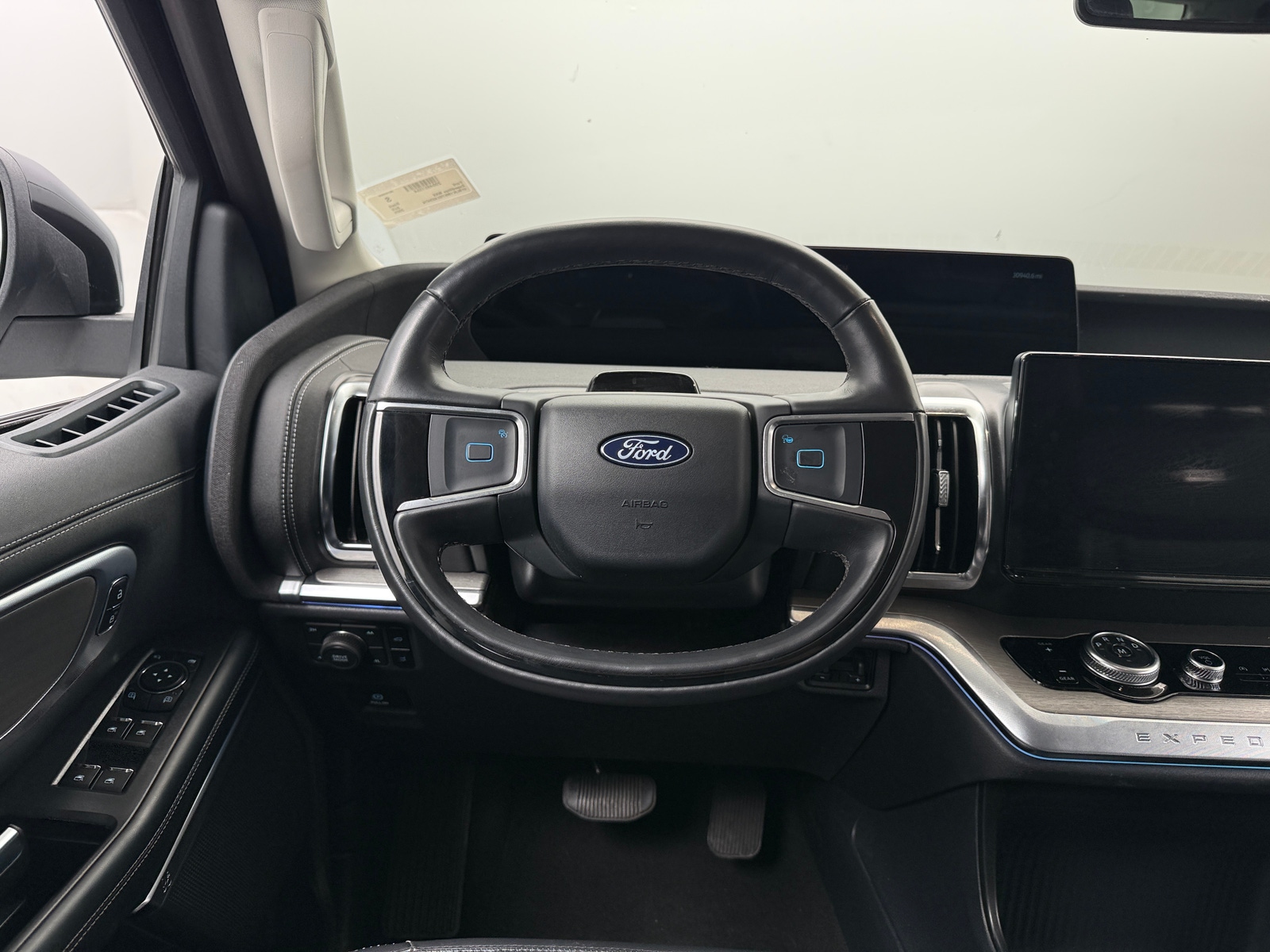 Thumbnail: 2025 Ford Expedition MAX - 4