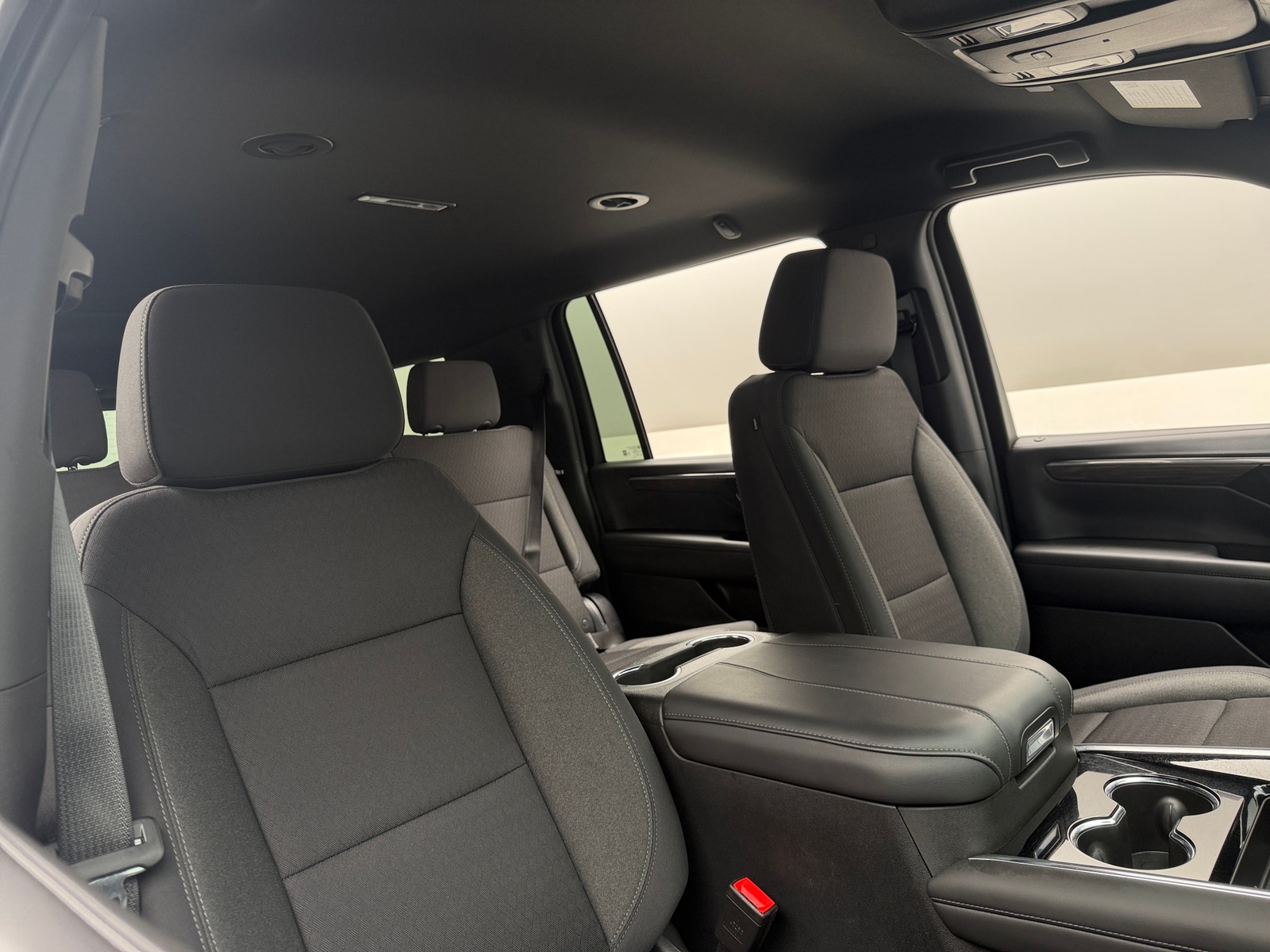 Thumbnail: 2025 Chevrolet Suburban - 2
