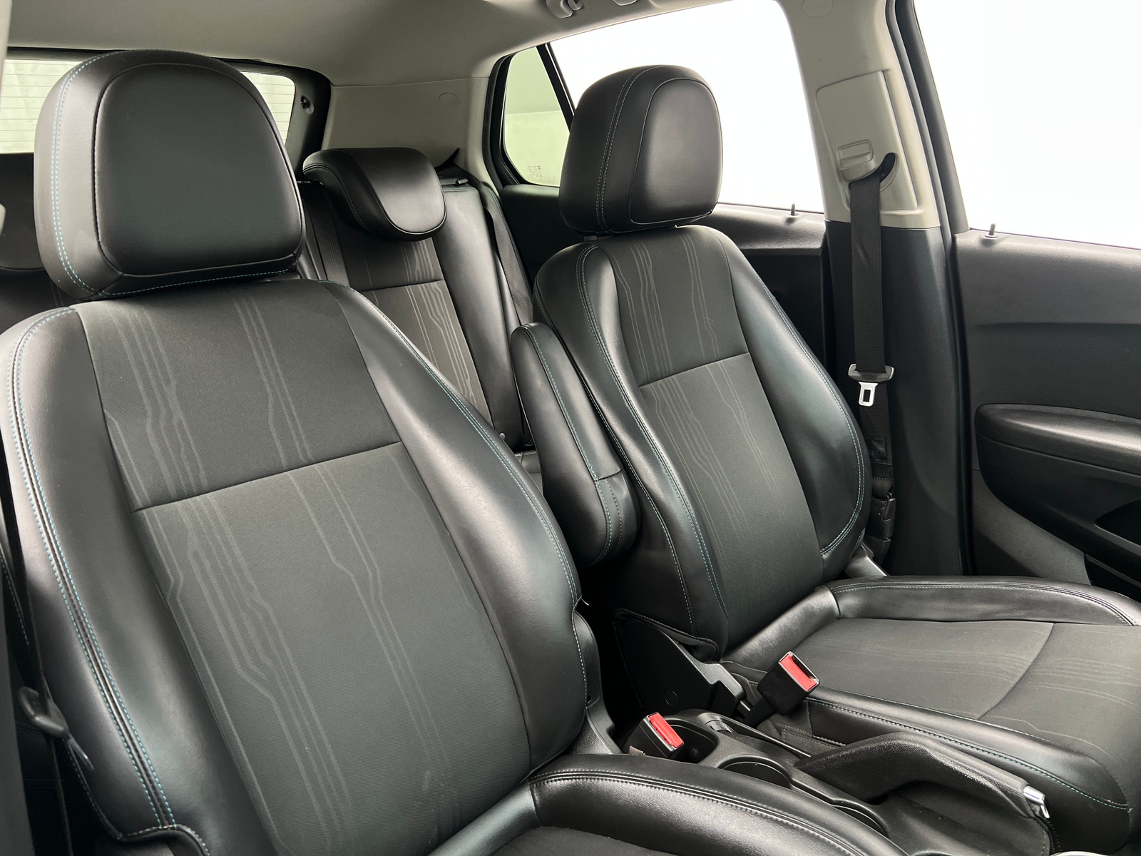 Thumbnail: 2015 Chevrolet Trax - 2