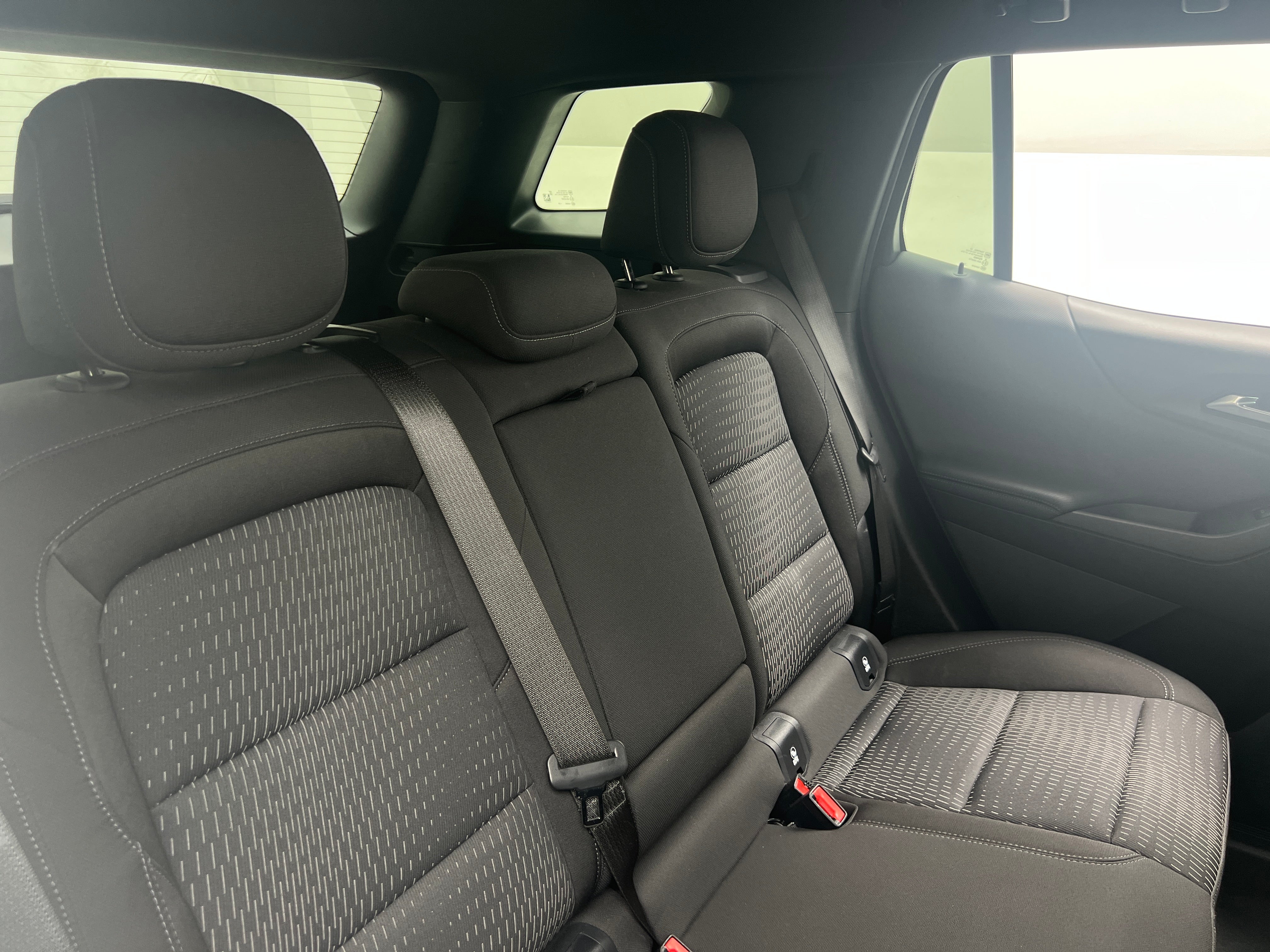 2025 Chevrolet Equinox LT - Photo 4