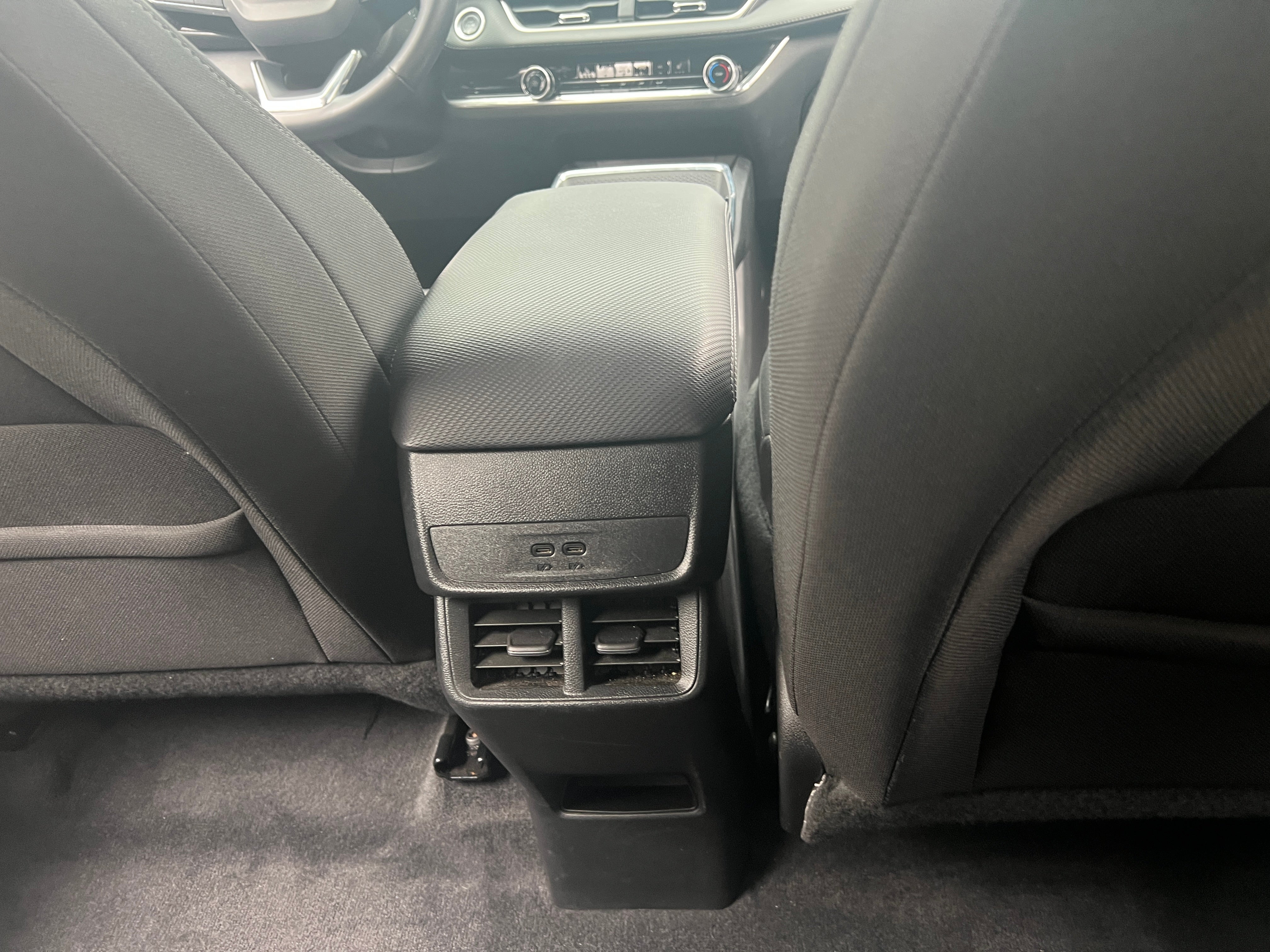 2025 Chevrolet Equinox LT - Photo 5