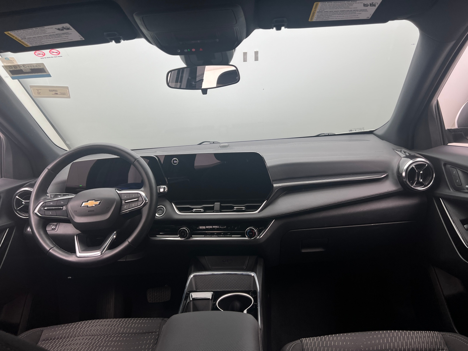 Thumbnail: 2025 Chevrolet Equinox - 3