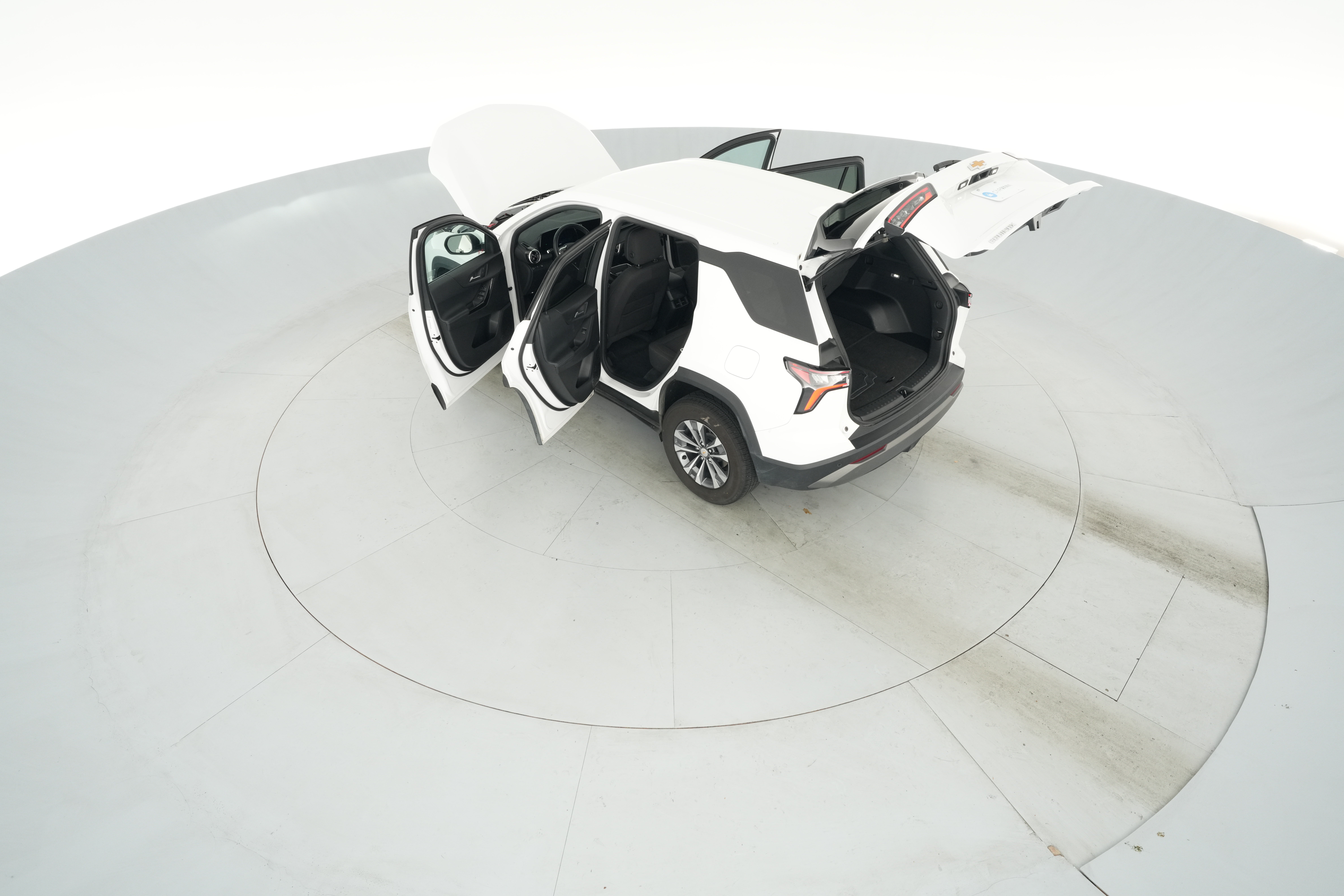 2025 Chevrolet Equinox LT - Photo 28