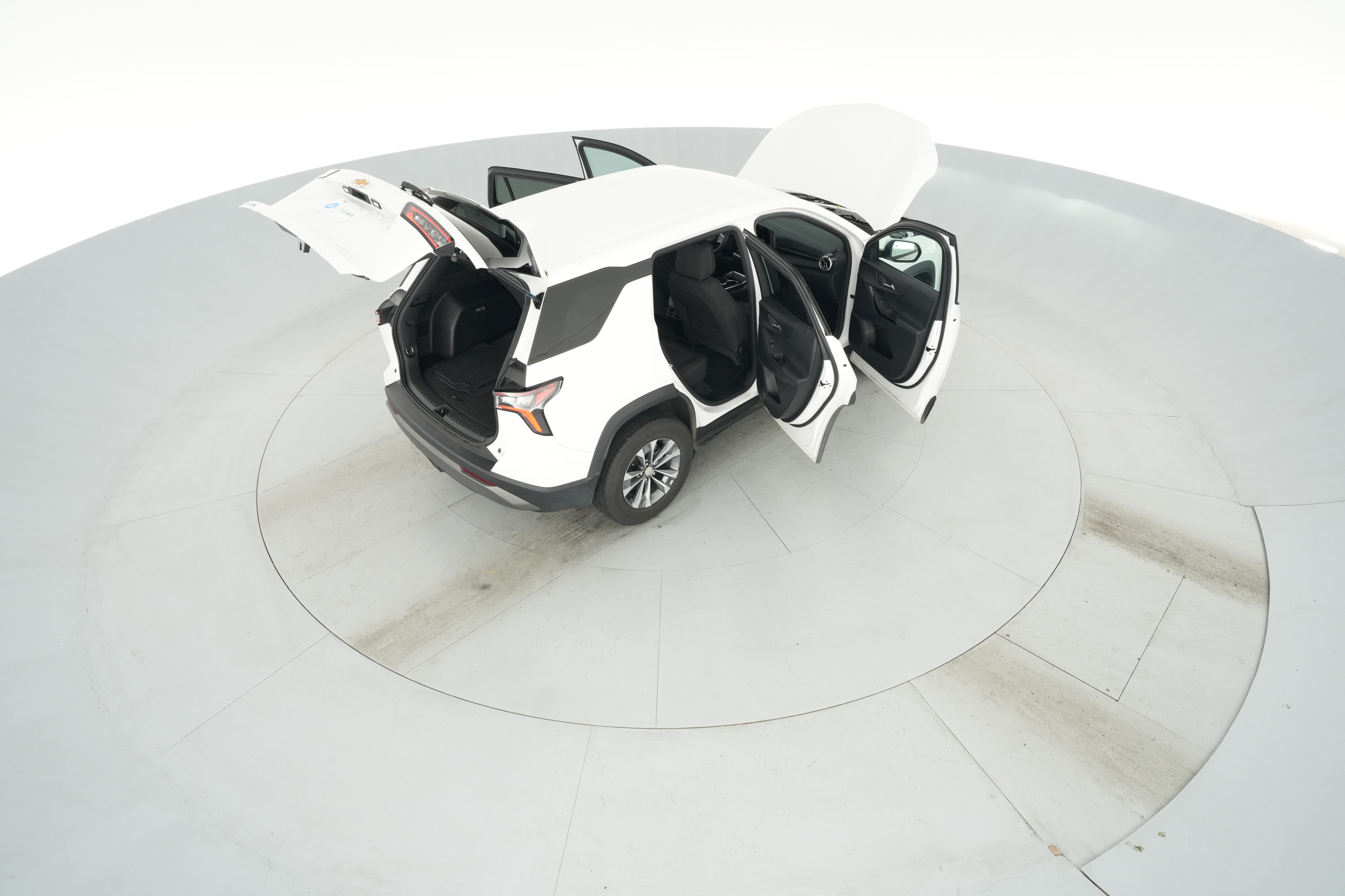 2025 Chevrolet Equinox LT - Photo 32