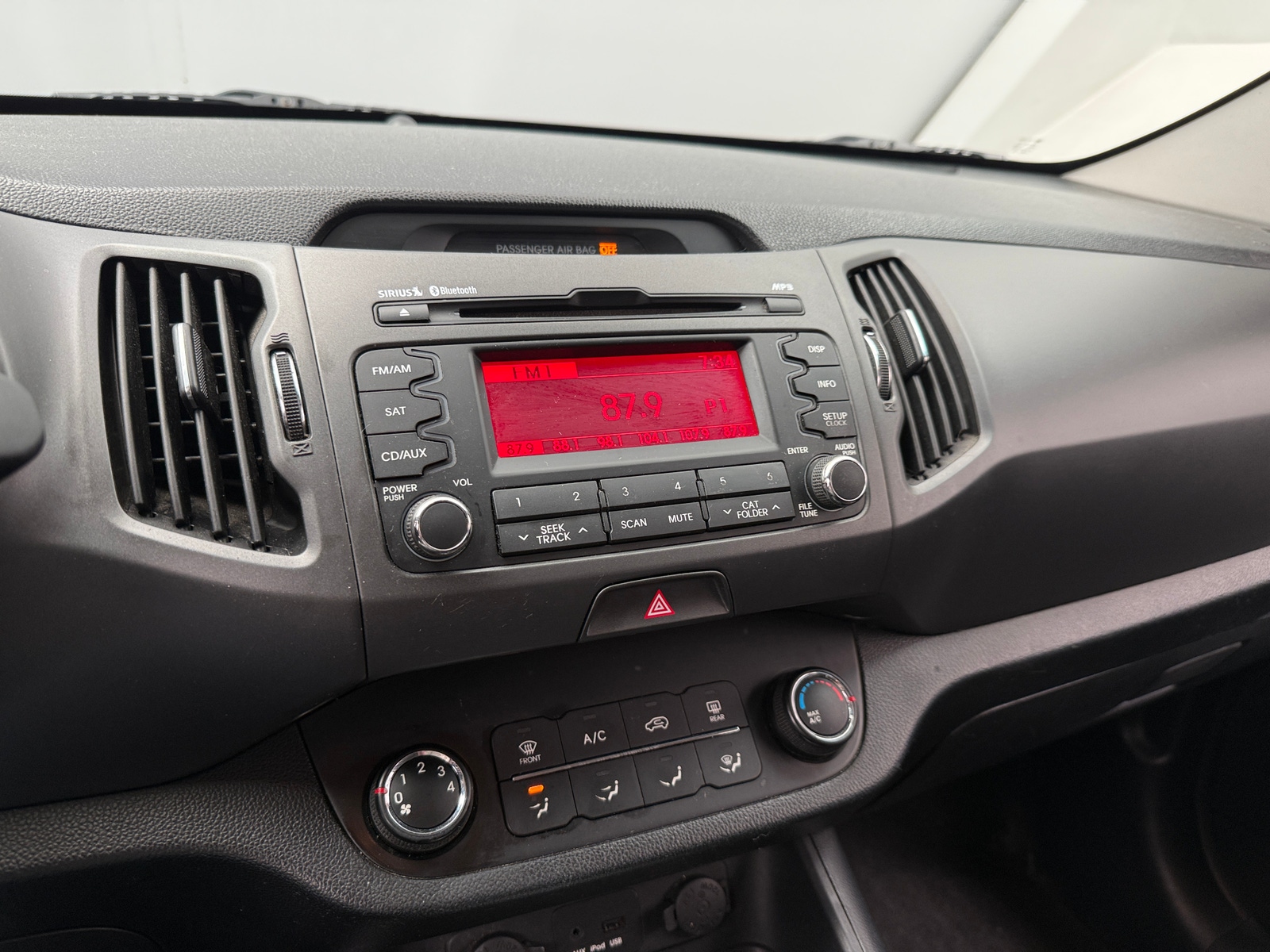 Thumbnail: 2013 Kia Sportage - 4