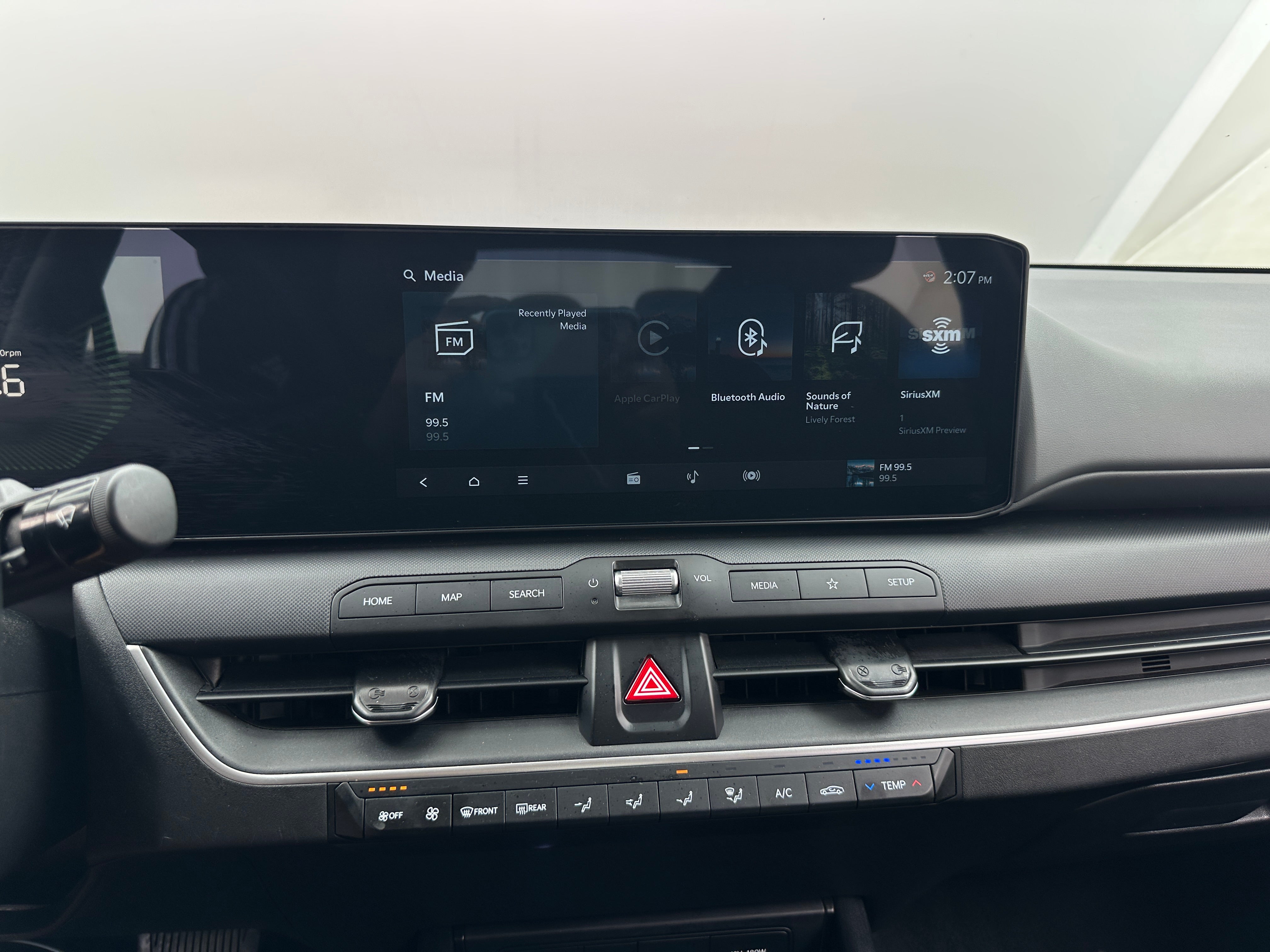 2025 Kia K4 LXS - Photo 3