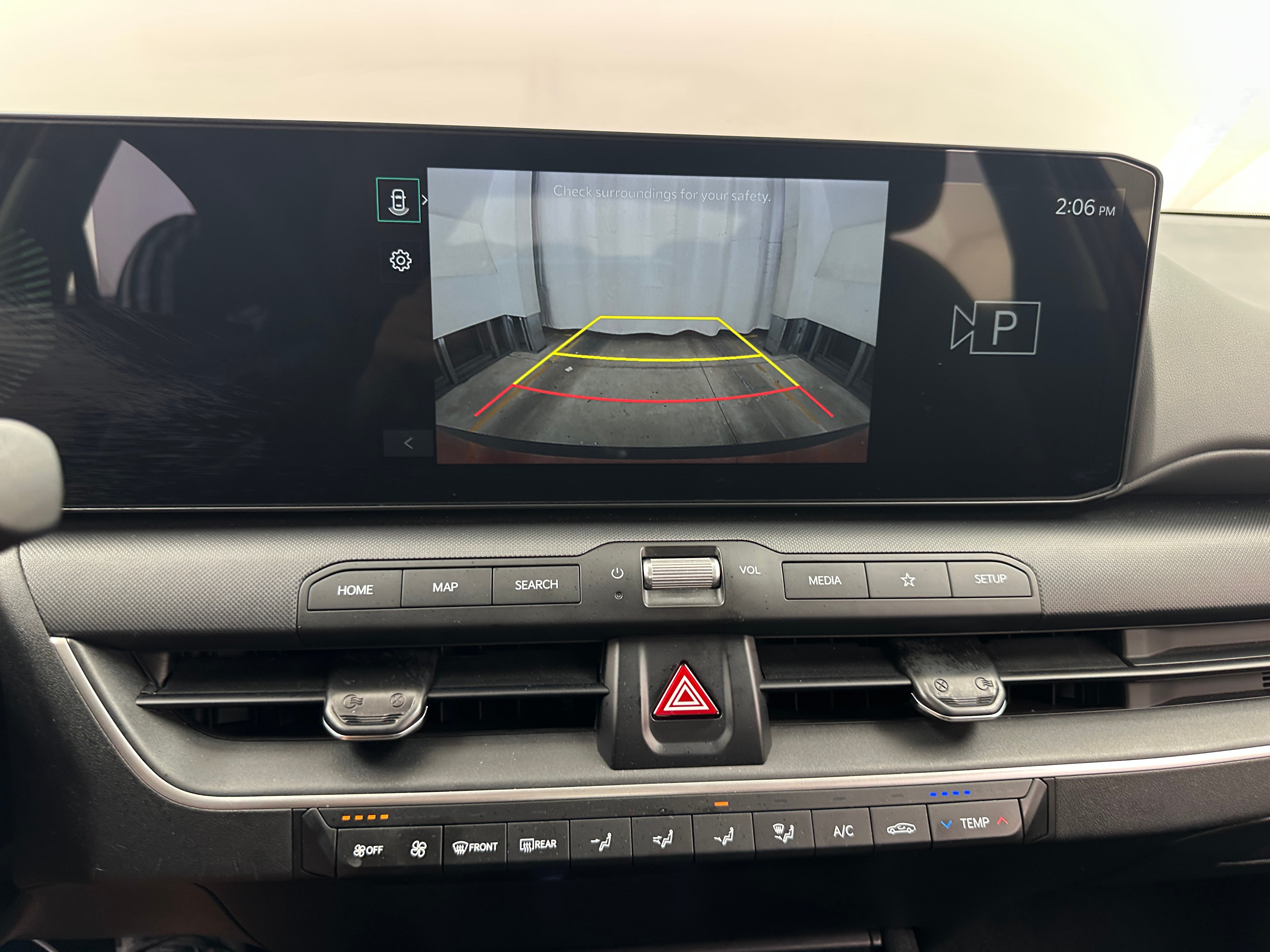 2025 Kia K4 LXS - Photo 11