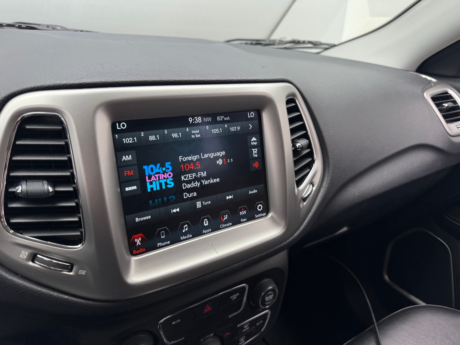 Thumbnail: 2018 Jeep Compass - 4