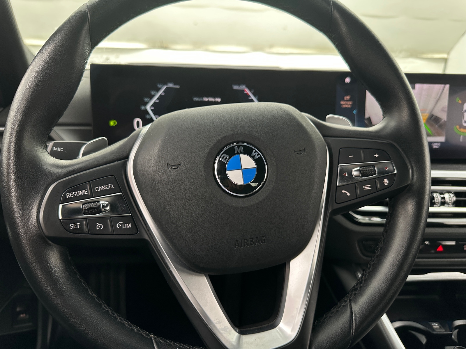 Thumbnail: 2023 BMW 3 Series - 4