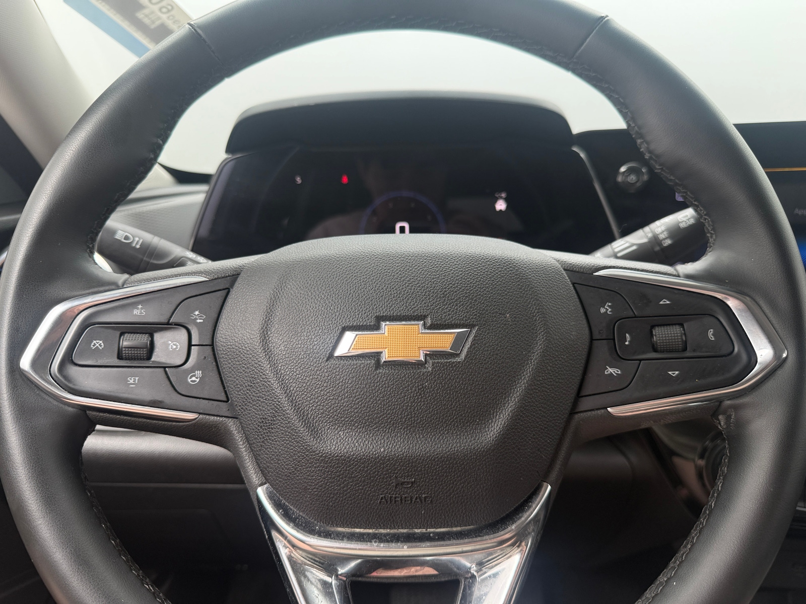 Thumbnail: 2025 Chevrolet Trax - 5