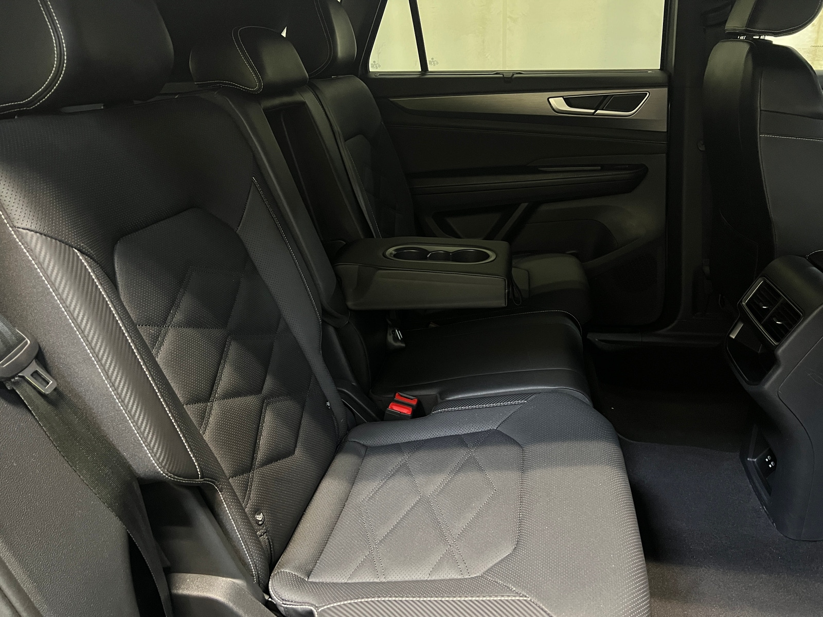 Thumbnail: 2025 Volkswagen Atlas - 6