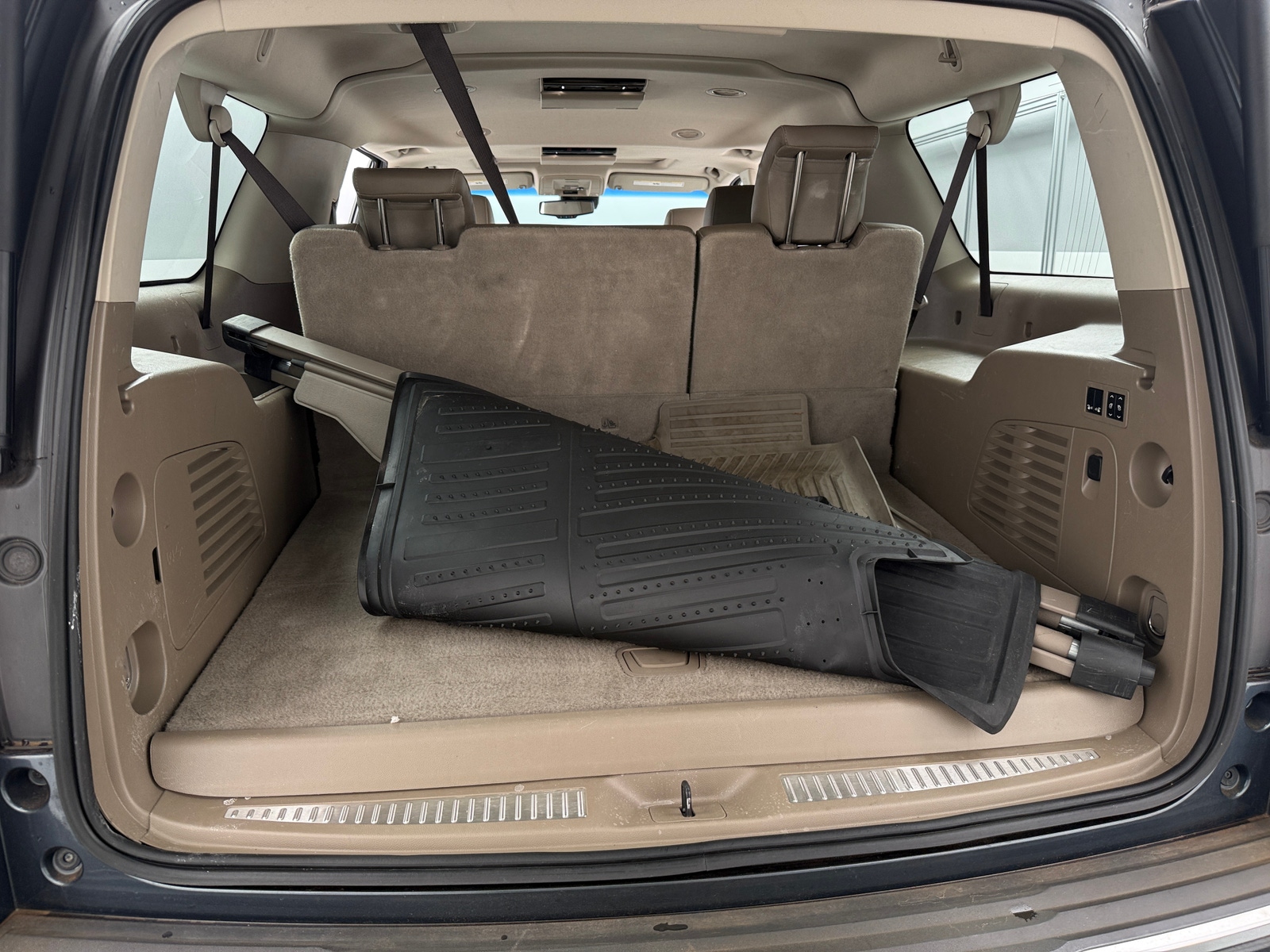 Thumbnail: 2019 Chevrolet Suburban - 6