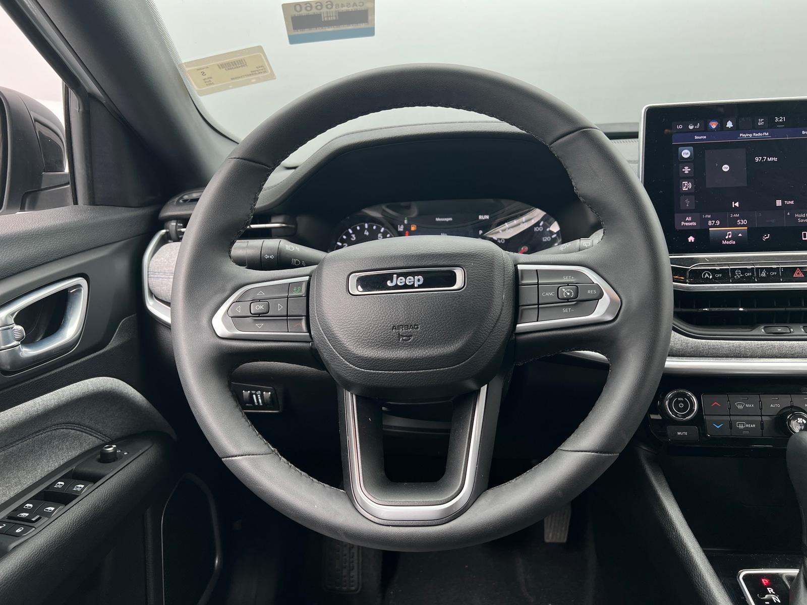 Thumbnail: 2023 Jeep Compass - 5
