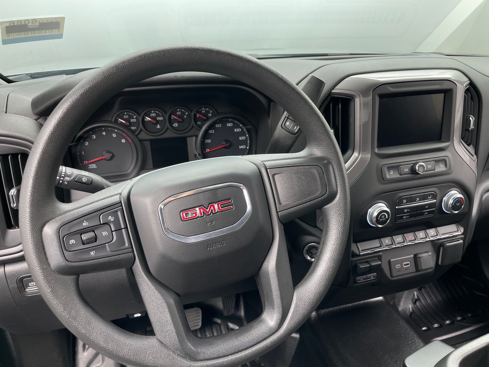 Thumbnail: 2024 GMC Sierra 2500 - 4