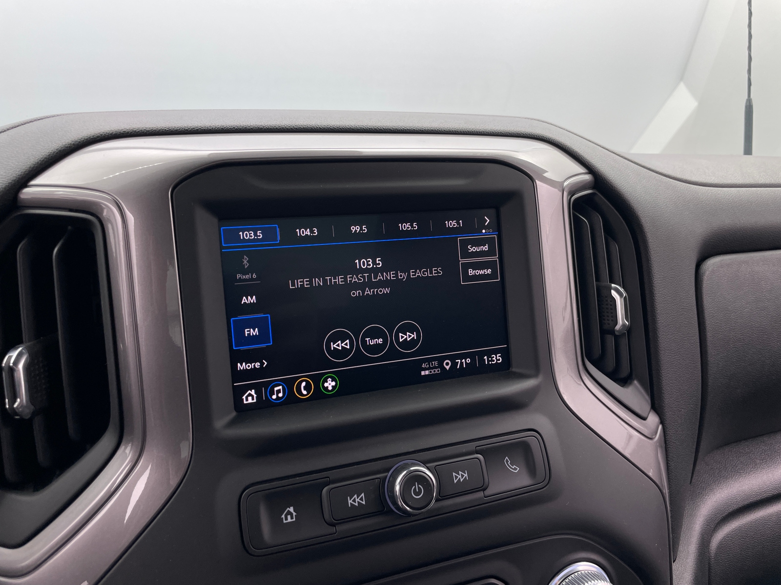 Thumbnail: 2024 GMC Sierra 2500 - 3