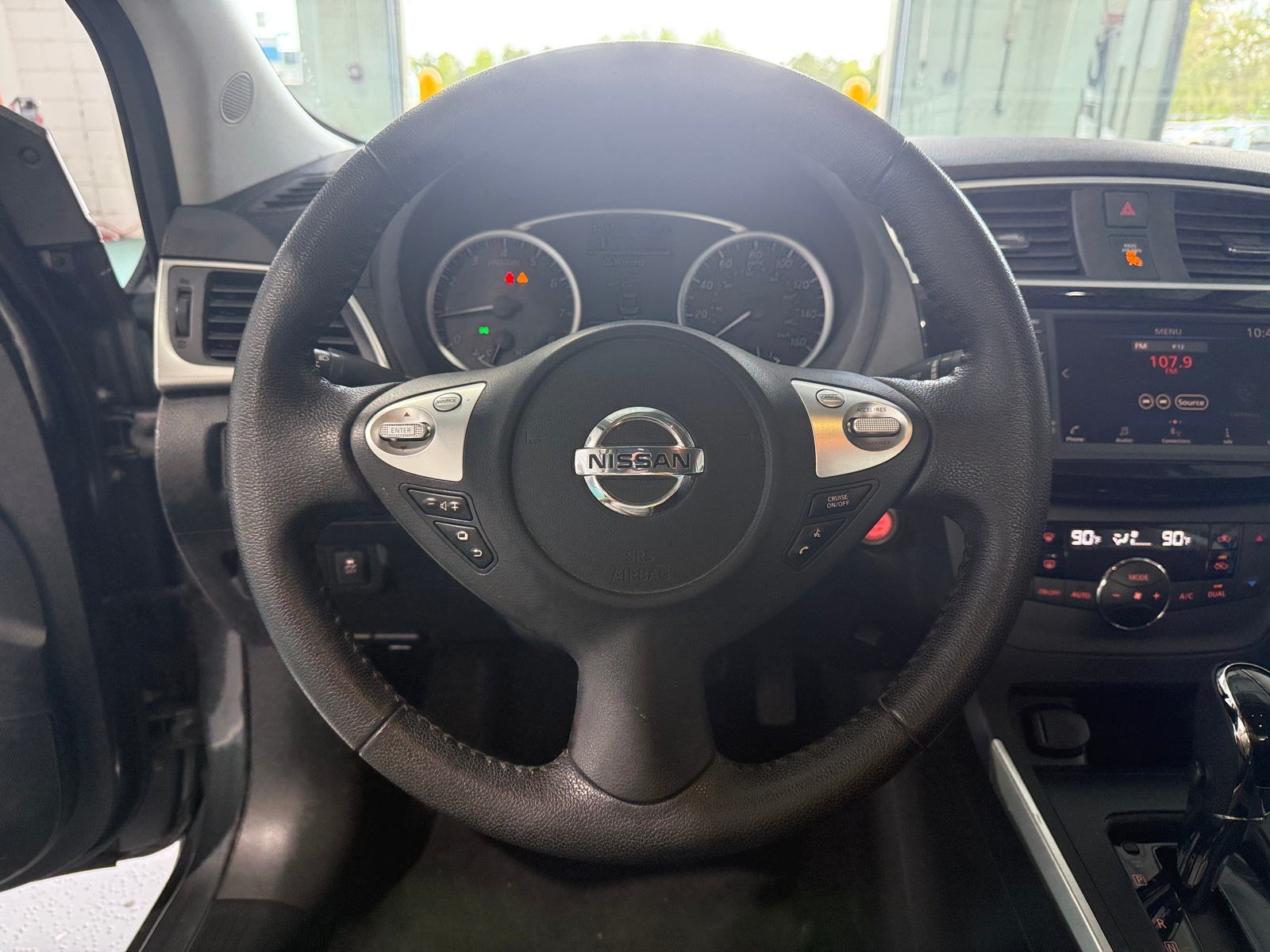 Thumbnail: 2019 Nissan Sentra - 5