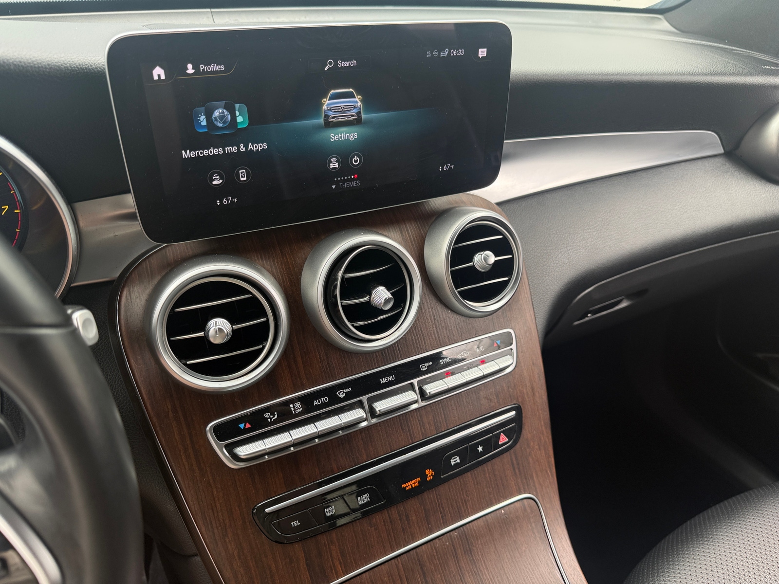 Thumbnail: 2022 Mercedes-Benz GLC - 3