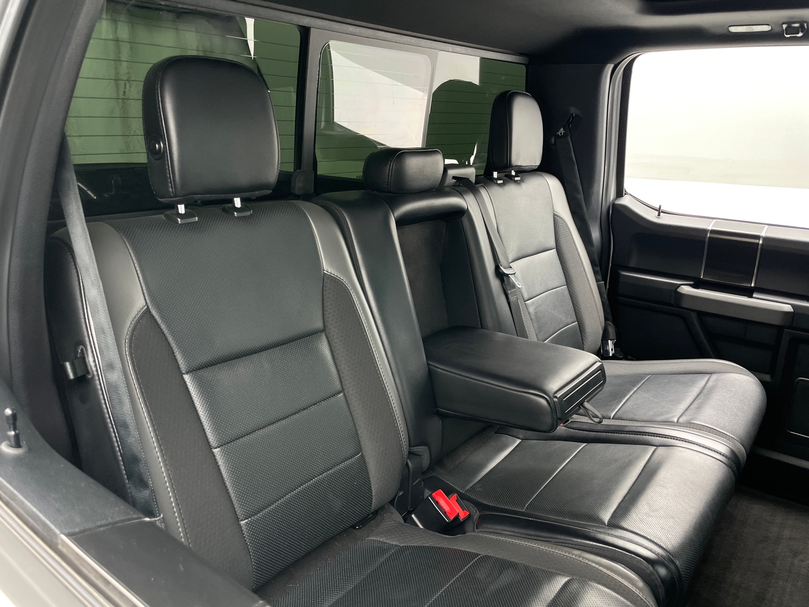 Thumbnail: 2019 Ford Econoline - 5