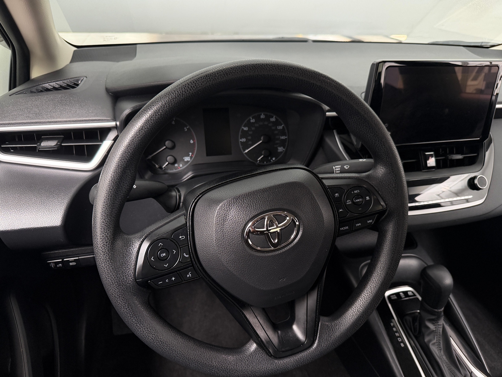 Thumbnail: 2025 Toyota Corolla - 5